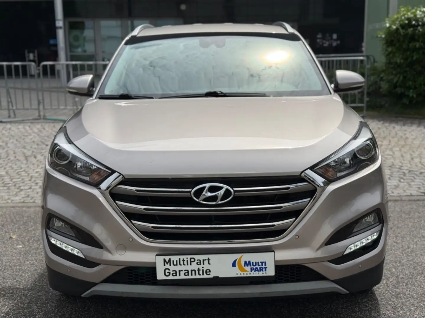 Hyundai TUCSON blue Premium 2WD//*KAMERA*//*SPUR HALTE*/ Grau - 2