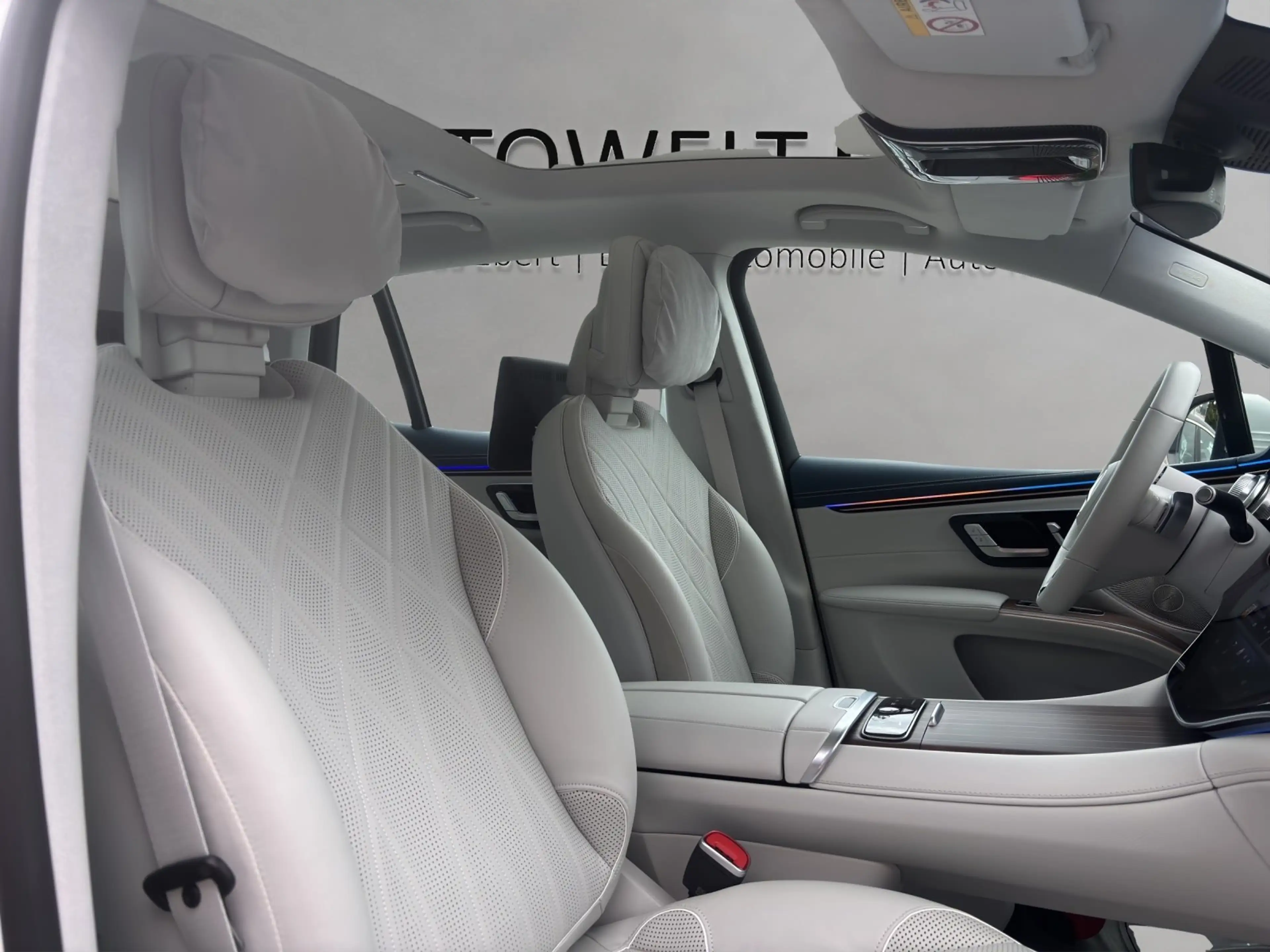 Mercedes-Benz EQS SUV EQS500 SUV AMG Prem+ HYPER FondTV 7-Sitz Massage — photo 6