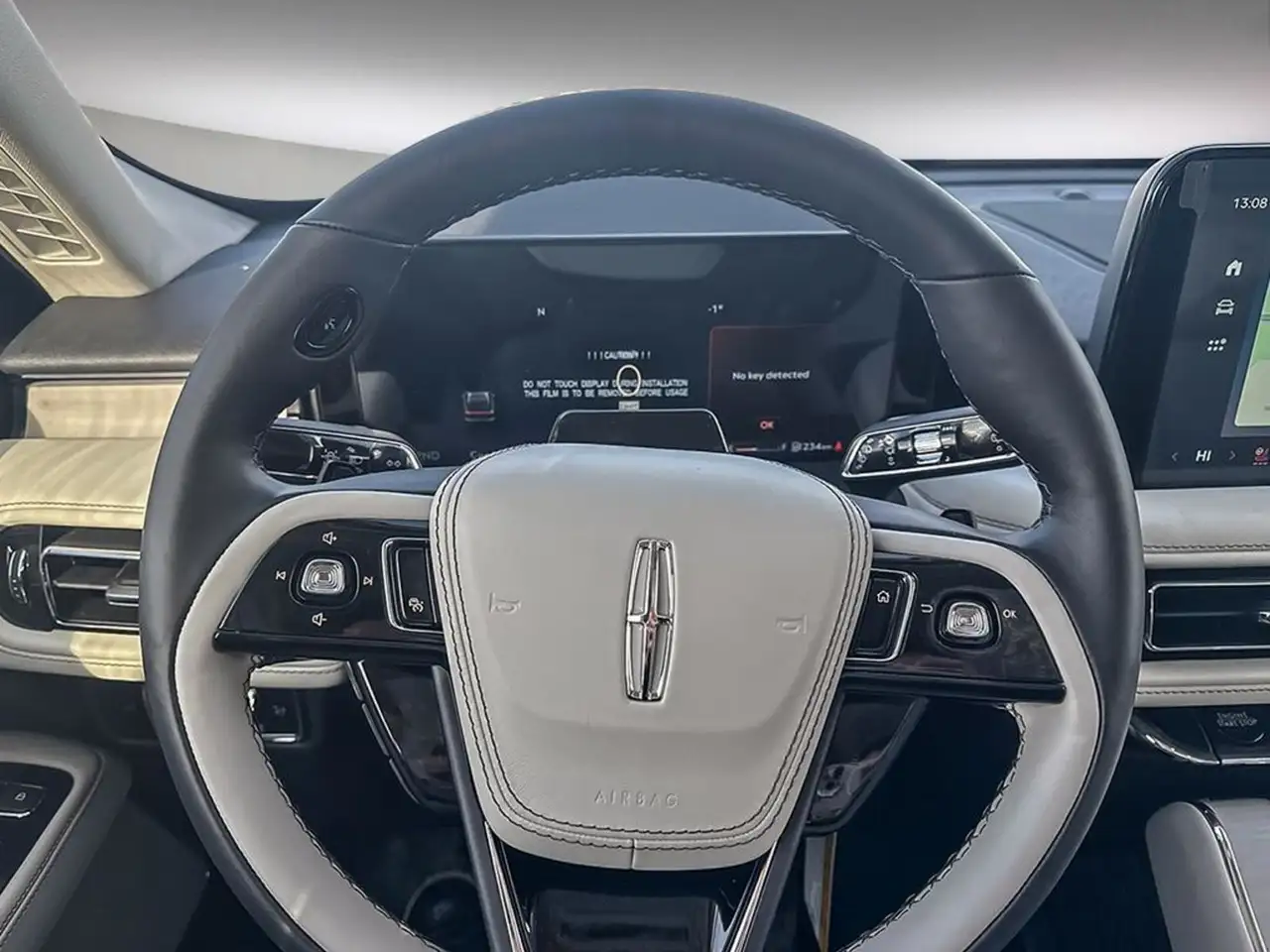 Lincoln Aviator снимка Lincoln Aviator