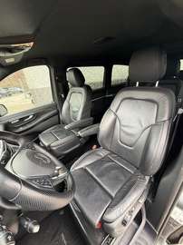 Mercedes-Benz V 300 V 300 d 4-Matic PACK AMG