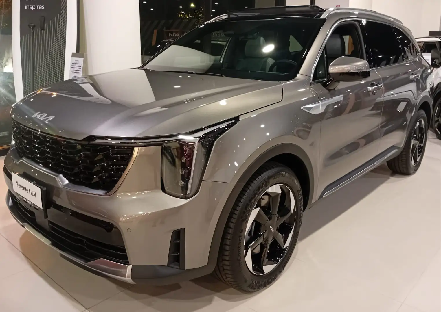 Kia Sorento *AWD*TOIT PANO*7PLACES*VEHICULE NEUF* Gris - 1