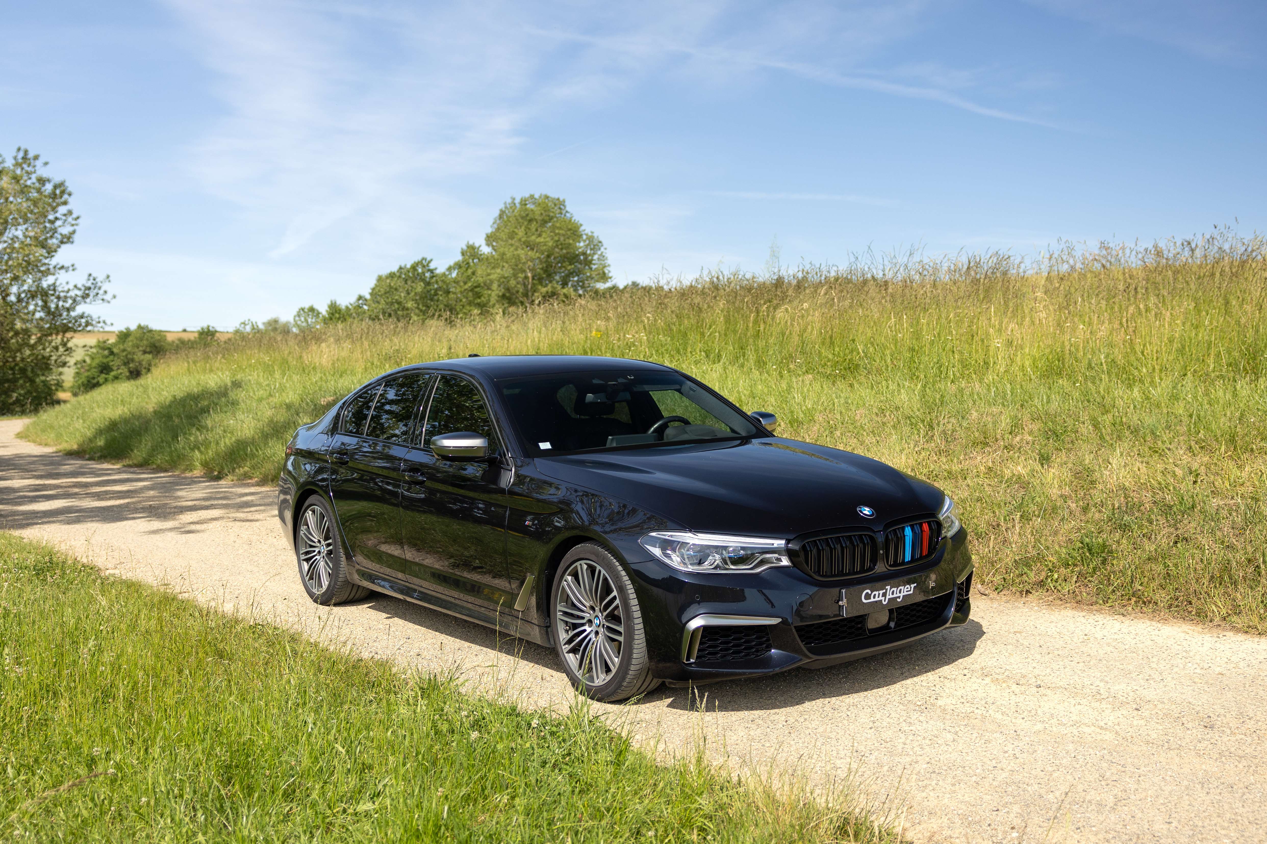 BMW M550
