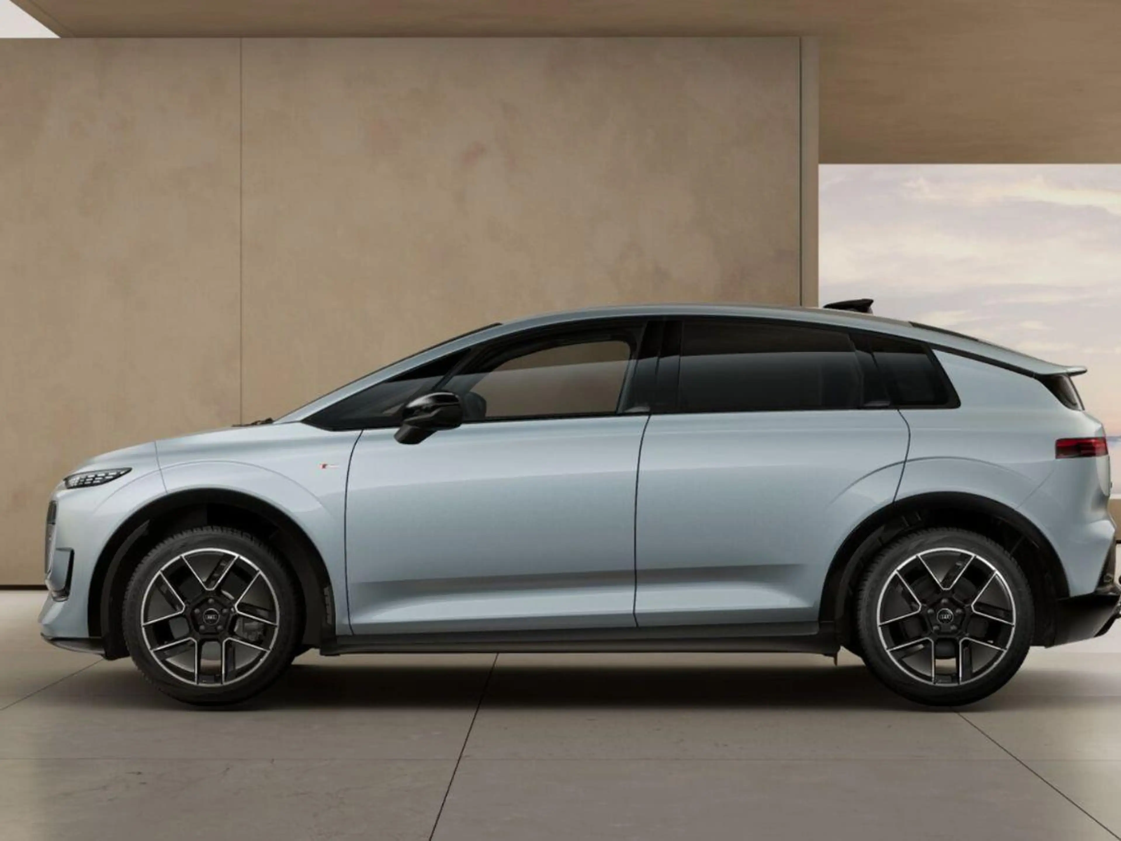 Audi A2 e-tron Launch series pro e-tron 59 kWh 170 kW / 231 PK SU — photo 2