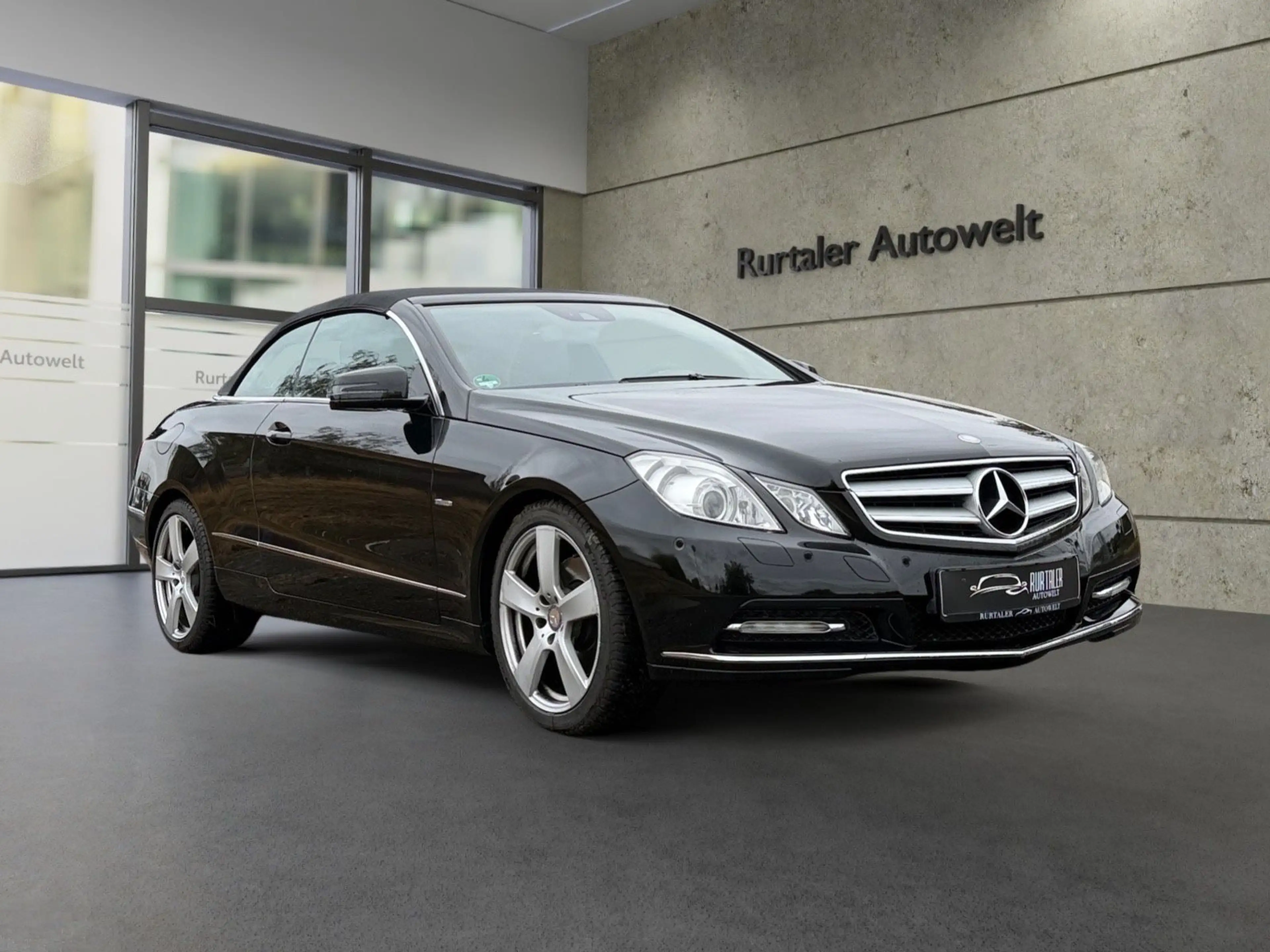 Mercedes-Benz E 350 E Cabrio E 350 CGI BlueEfficiency*AIRSCARF — photo 15