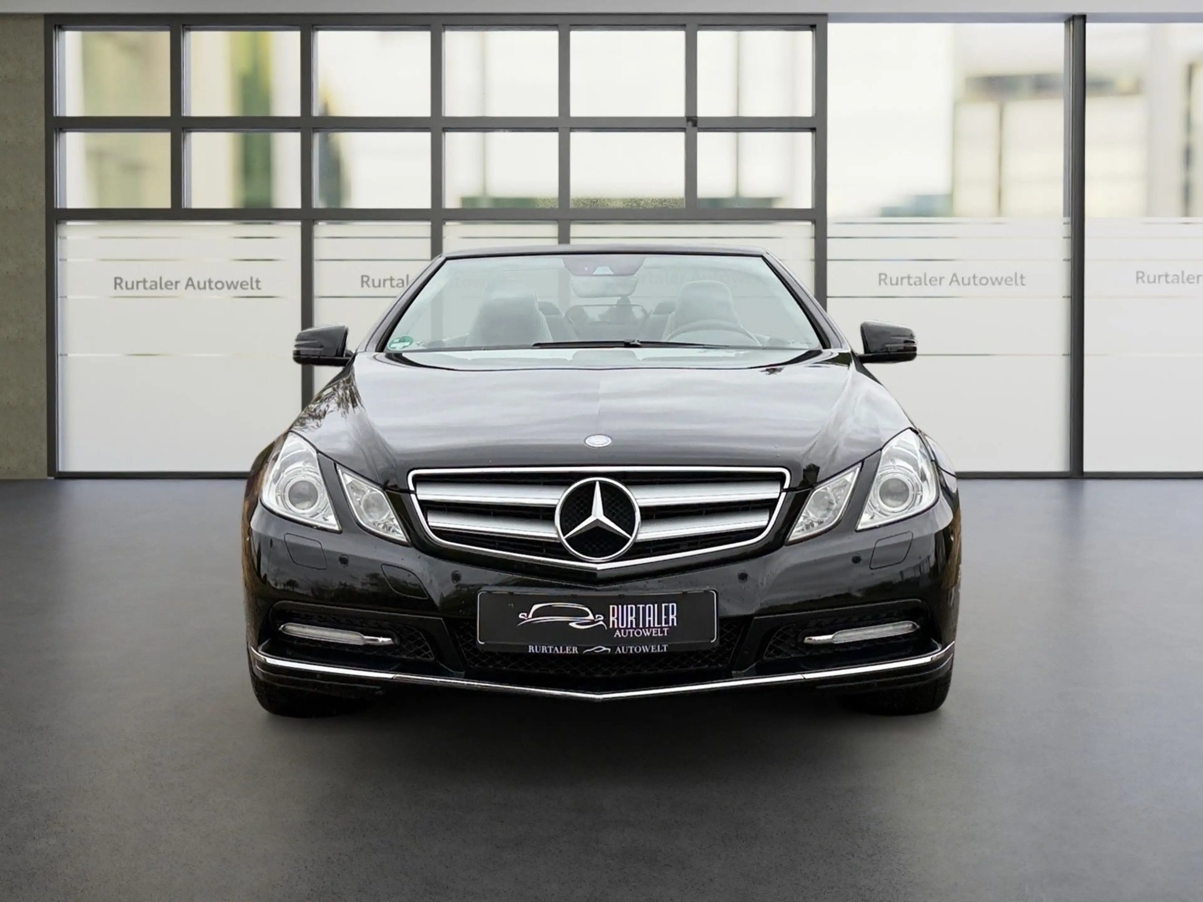 Mercedes-Benz E 350 E Cabrio E 350 CGI BlueEfficiency*AIRSCARF — photo 8