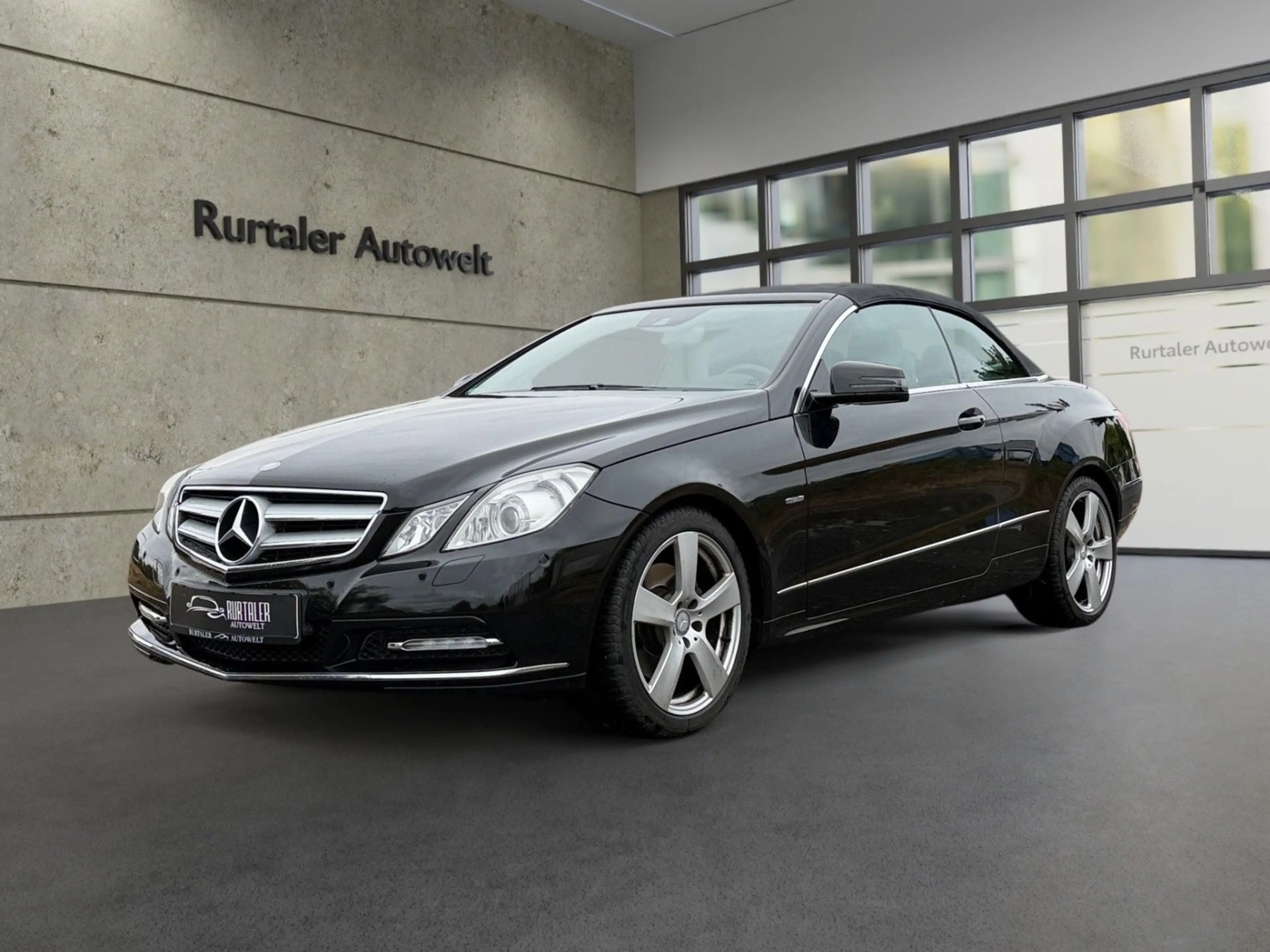 Mercedes-Benz E 350 E Cabrio E 350 CGI BlueEfficiency*AIRSCARF — photo 9