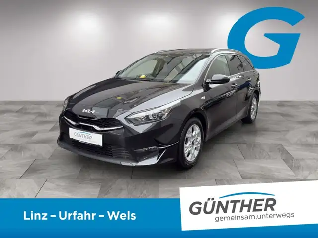 Kia XCeed Ceed SW Silber 1.6 CRDI