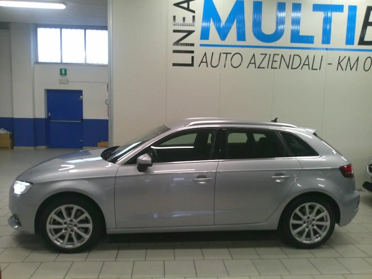Audi A3 SPB 35 TDI S tronic Design Navi Led Garanzia 24M Argent - 2