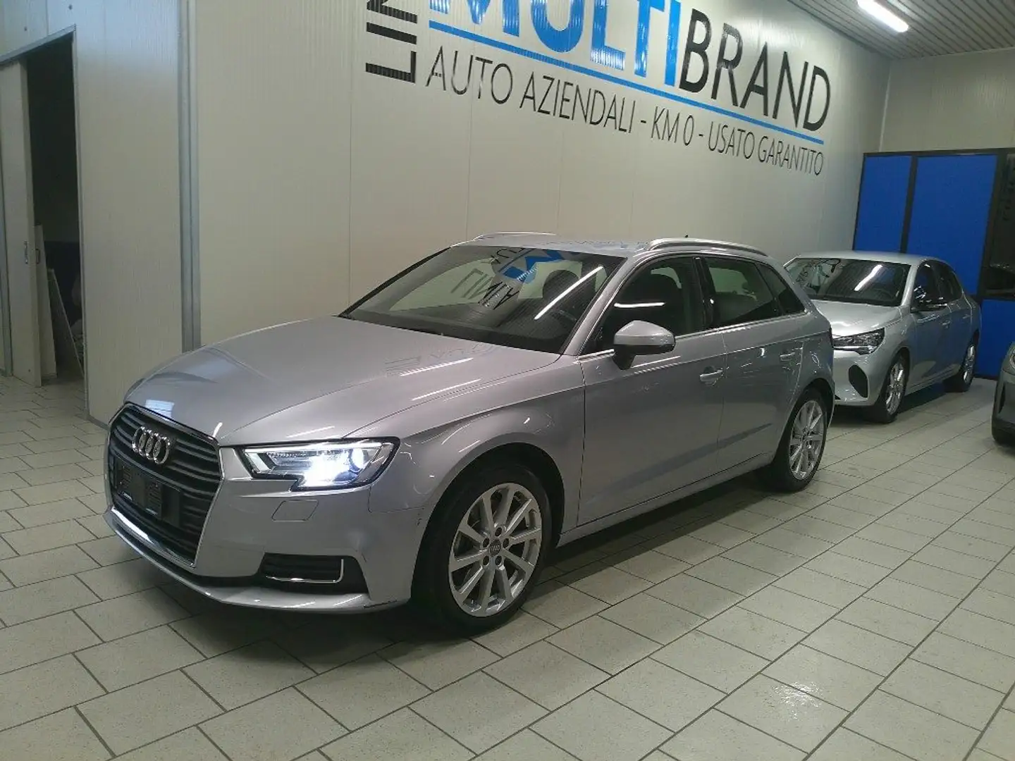 Audi A3 SPB 35 TDI S tronic Design Navi Led Garanzia 24M Argent - 1