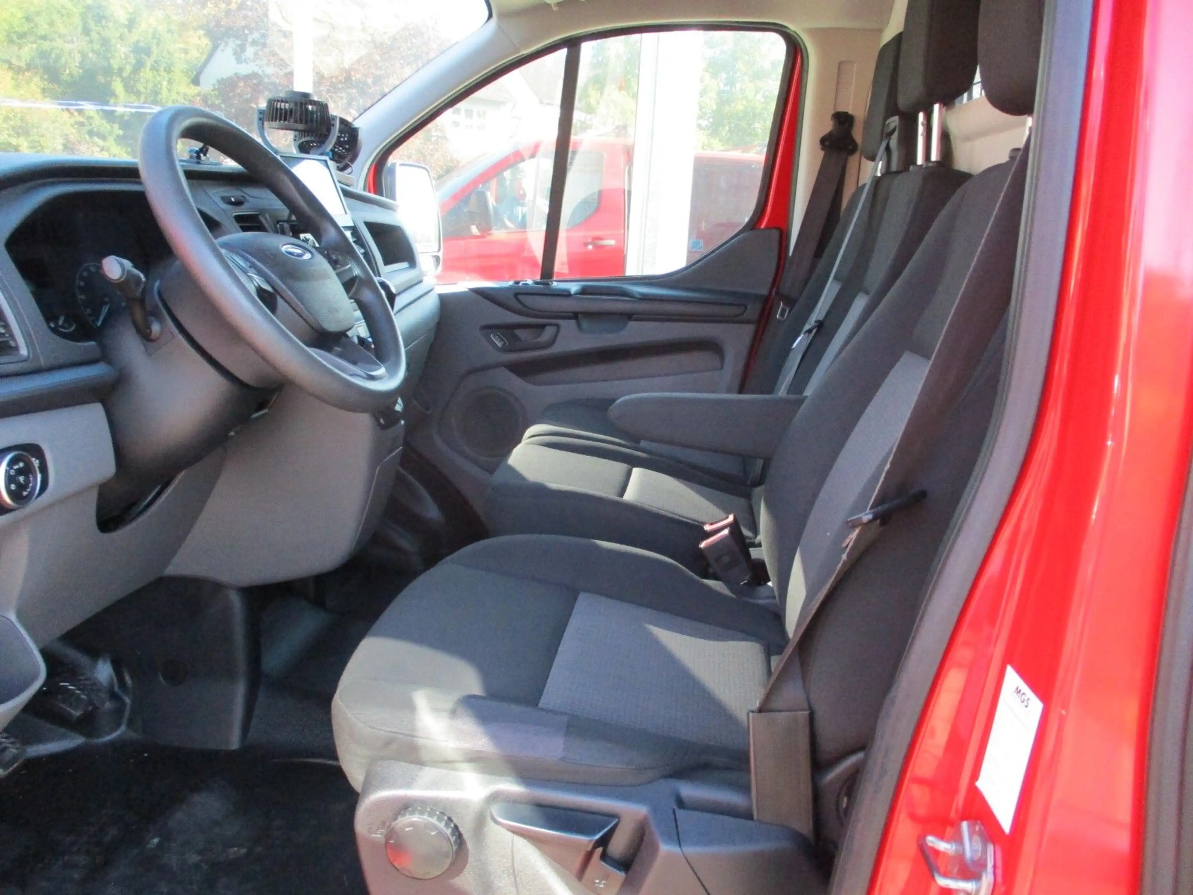 Ford Transit Custom LKW Guter Zustand/Camping/ Angler — photo 12