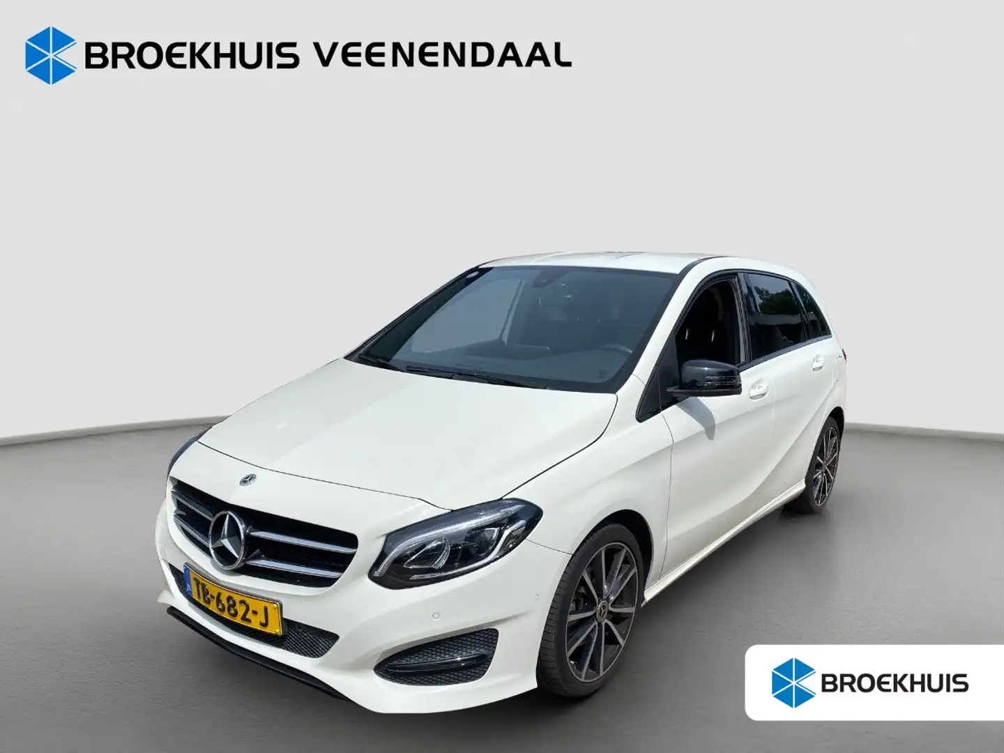 Mercedes-Benz B 180 Ambition AMG | Trekhaak | Cruise Control | Navigat Wit - 1