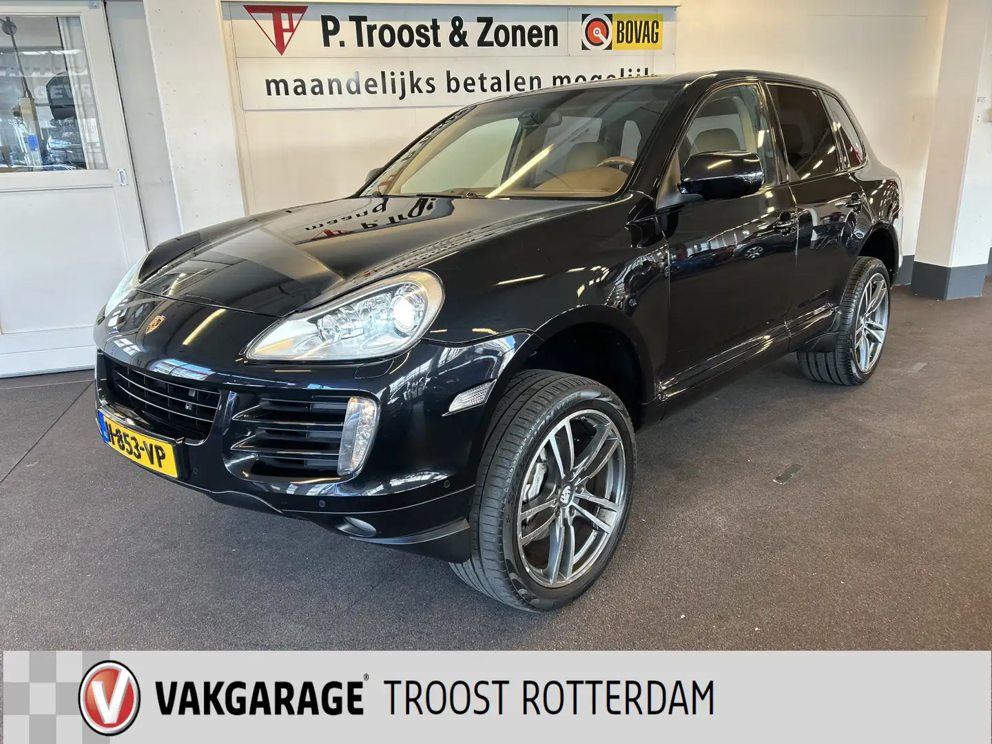 Porsche Cayenne 4.8 S V8 | Luchtvering | Xenon | 21''INCH | Adapti Zwart - 1