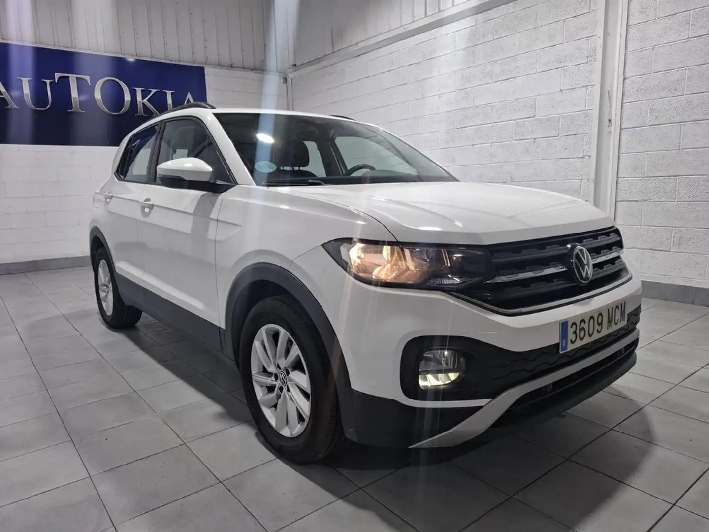 Volkswagen T-Cross 1.0 TSI Advance 81kW Weiß - 2