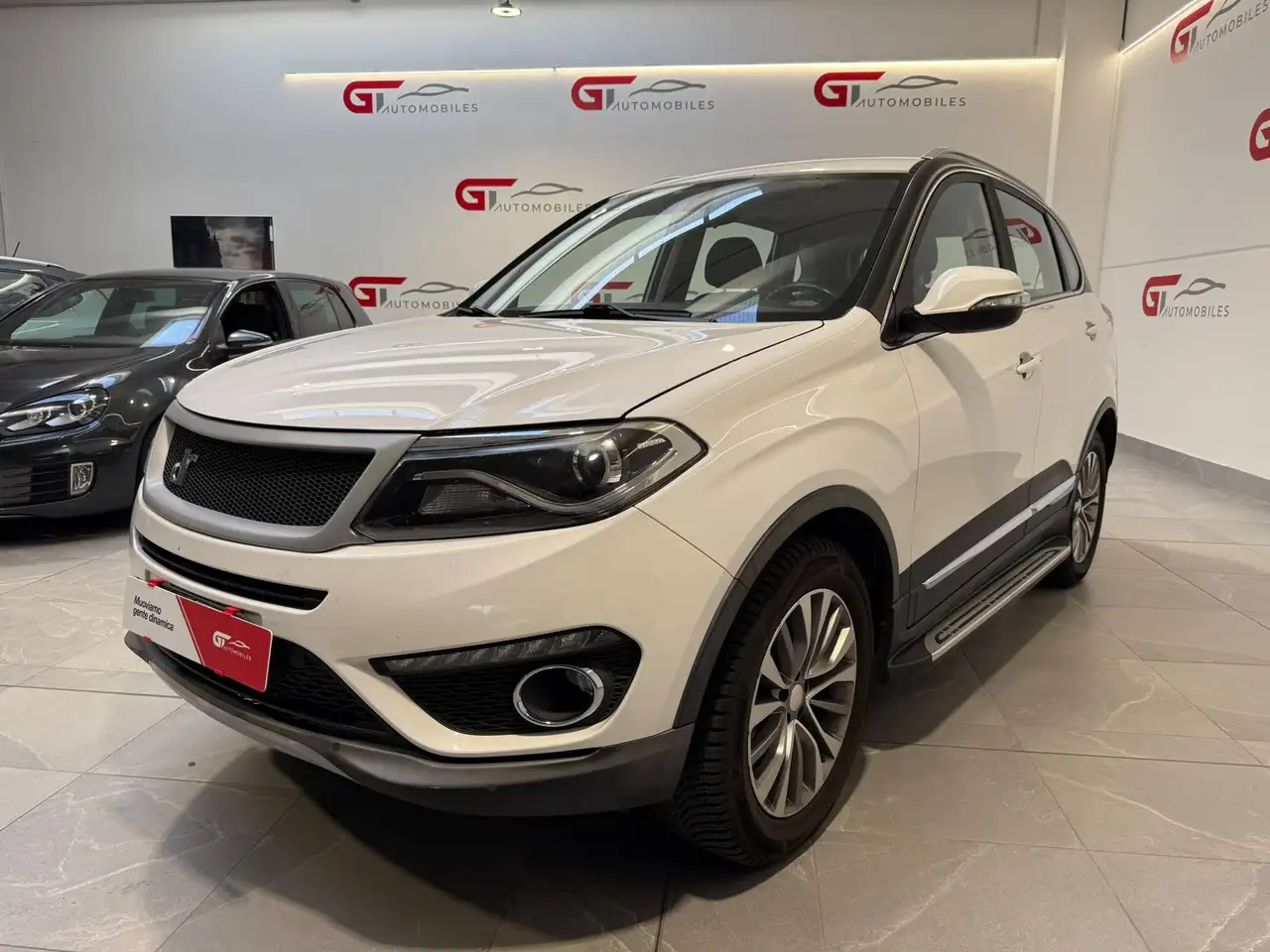 DR Automobiles DR6
