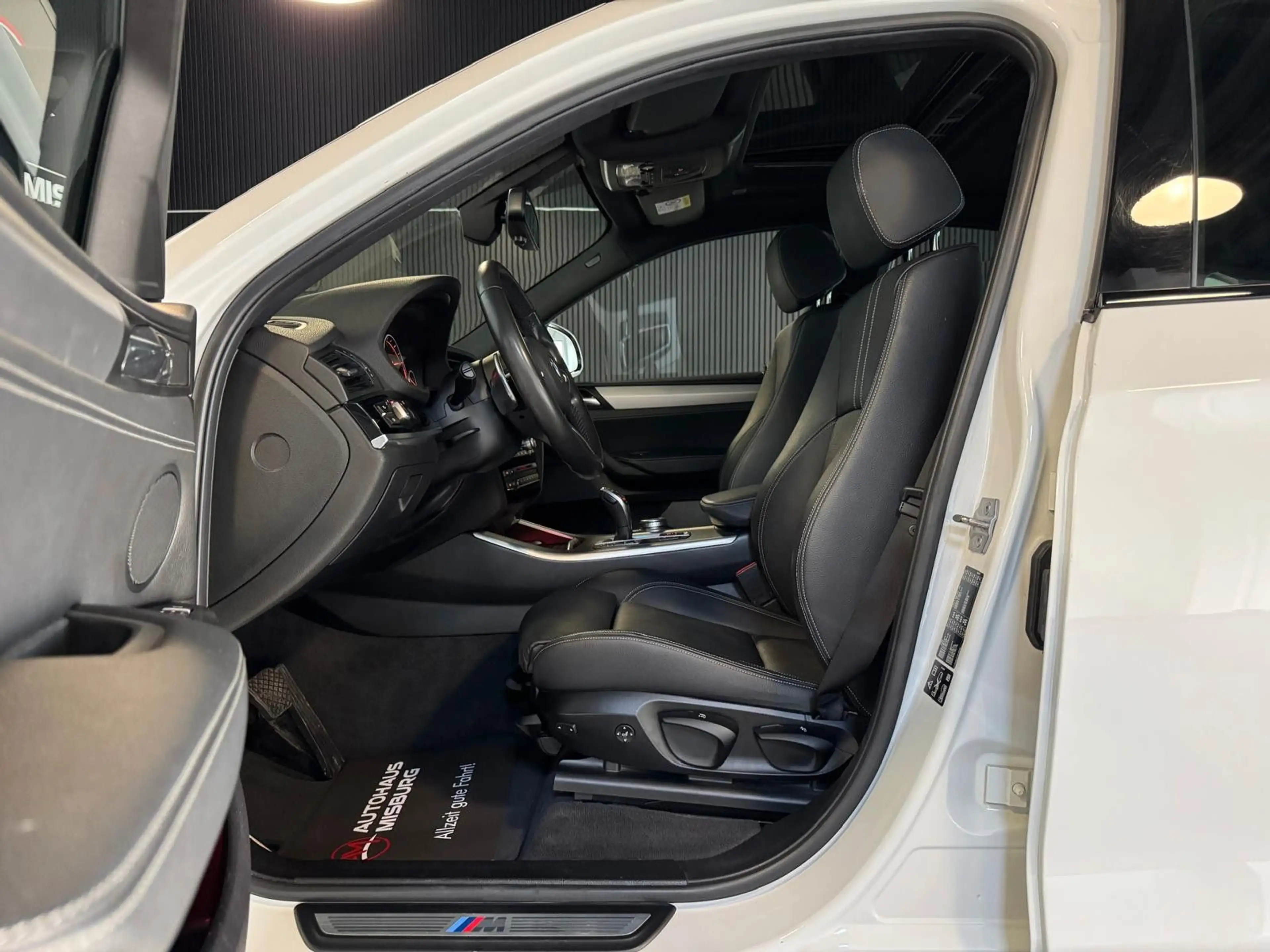 BMW X4 xDrive 30d M-Paket/Schiebedach+Head-Up+Kamera — photo 10