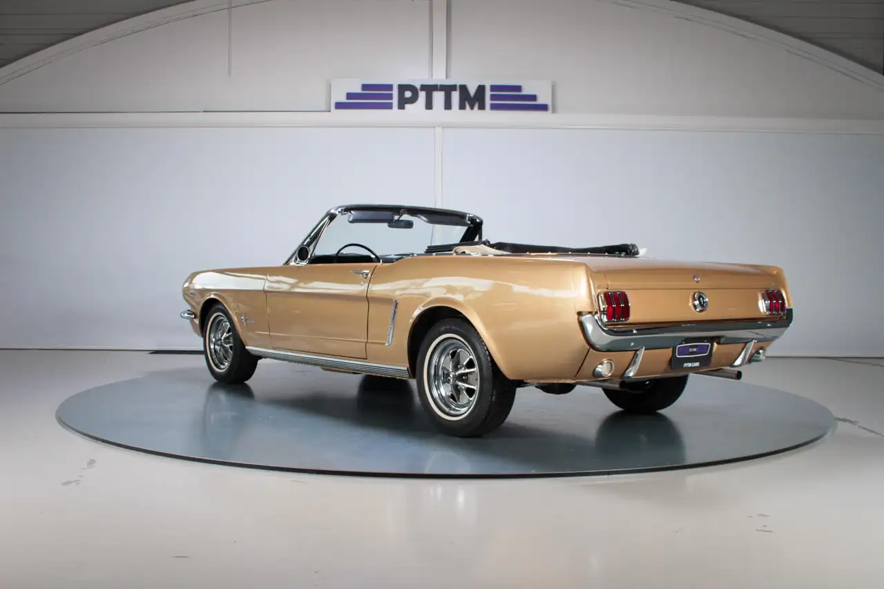 Ford Mustang K-Code Convertible, foto 9