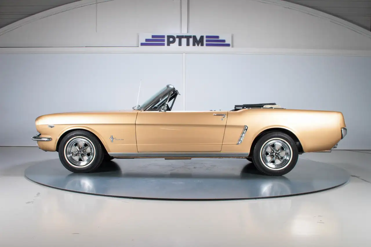 Ford Mustang K-Code Convertible, foto 8