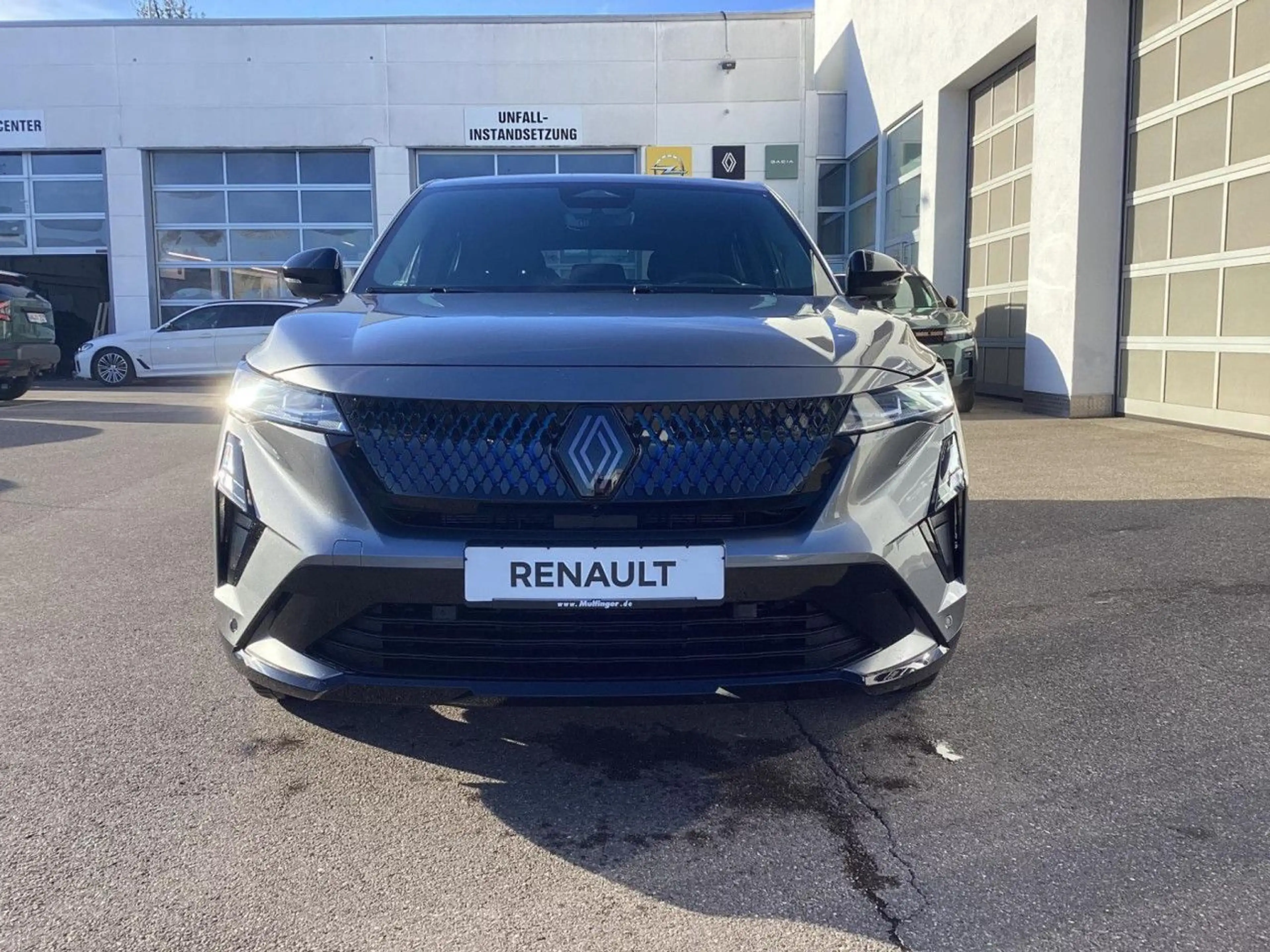 Renault Rafale Atelier Alpine Hyper Hybrid E-Tech 4x4 30 — photo 3