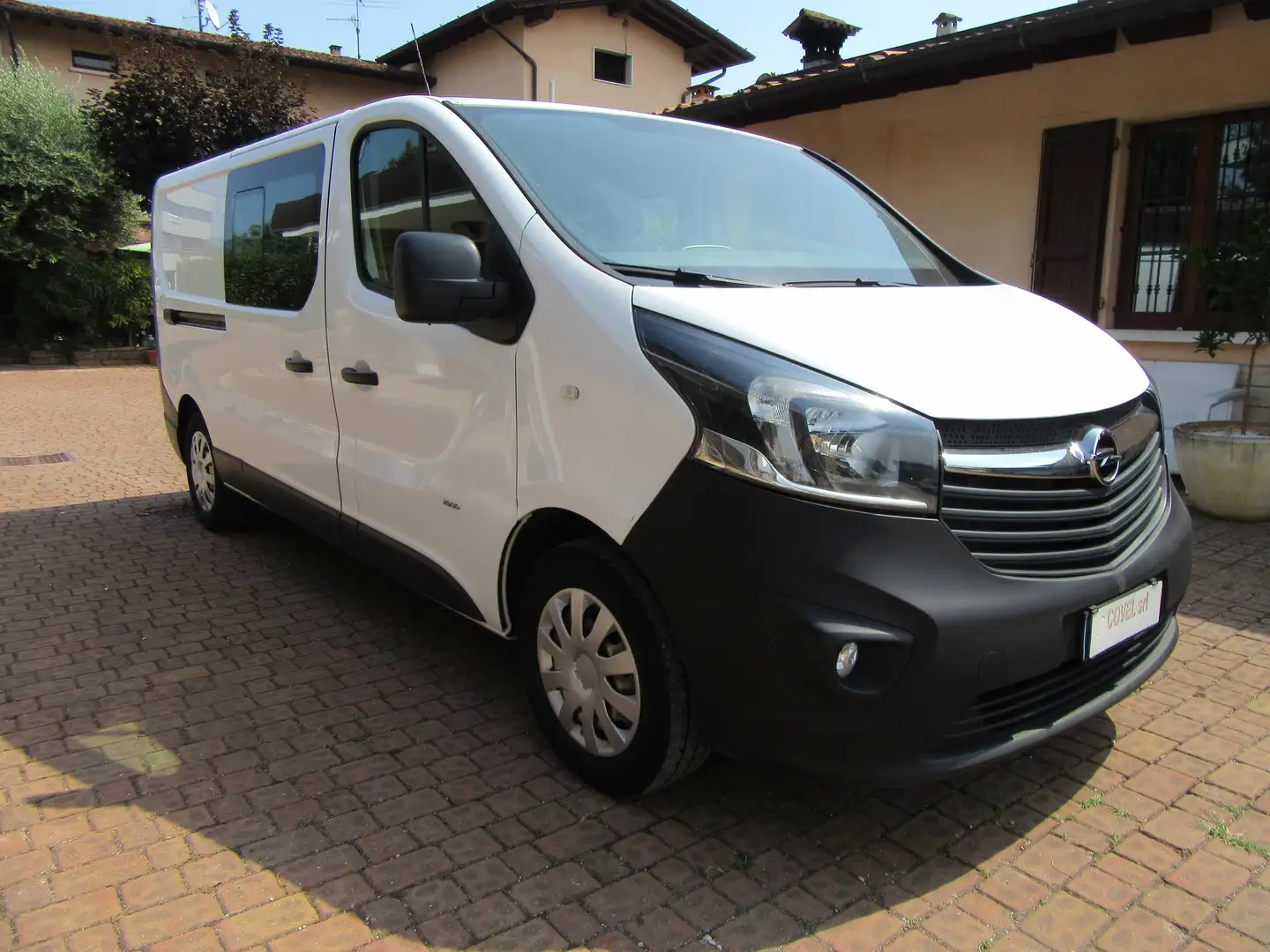 Opel Vivaro 1.6 cdti 145cv T29 Furgone 6 Posti Passo Lungo EU6 Bianco - 2