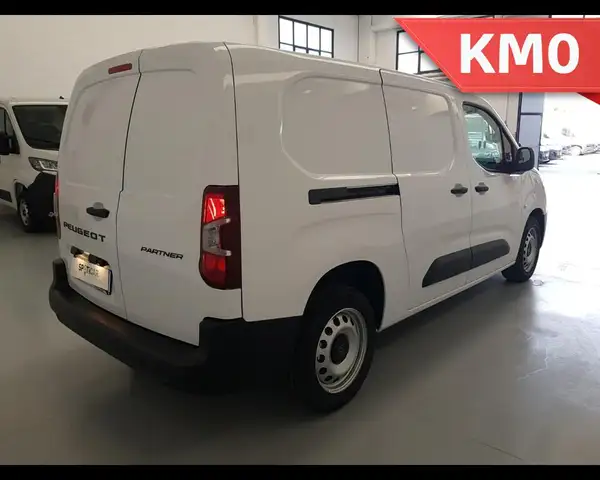 Peugeot Partner view 4