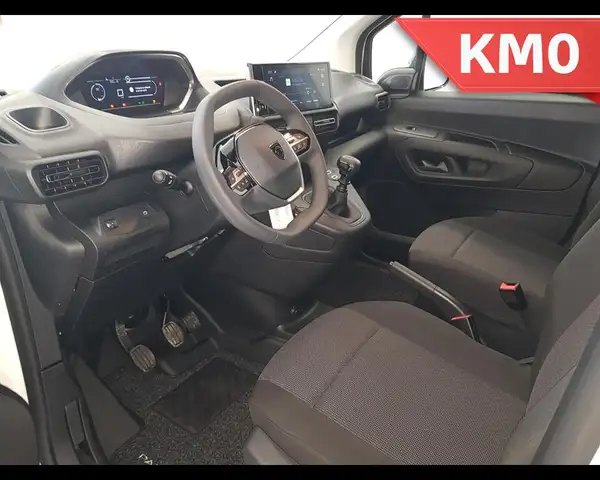 Peugeot Partner view 5