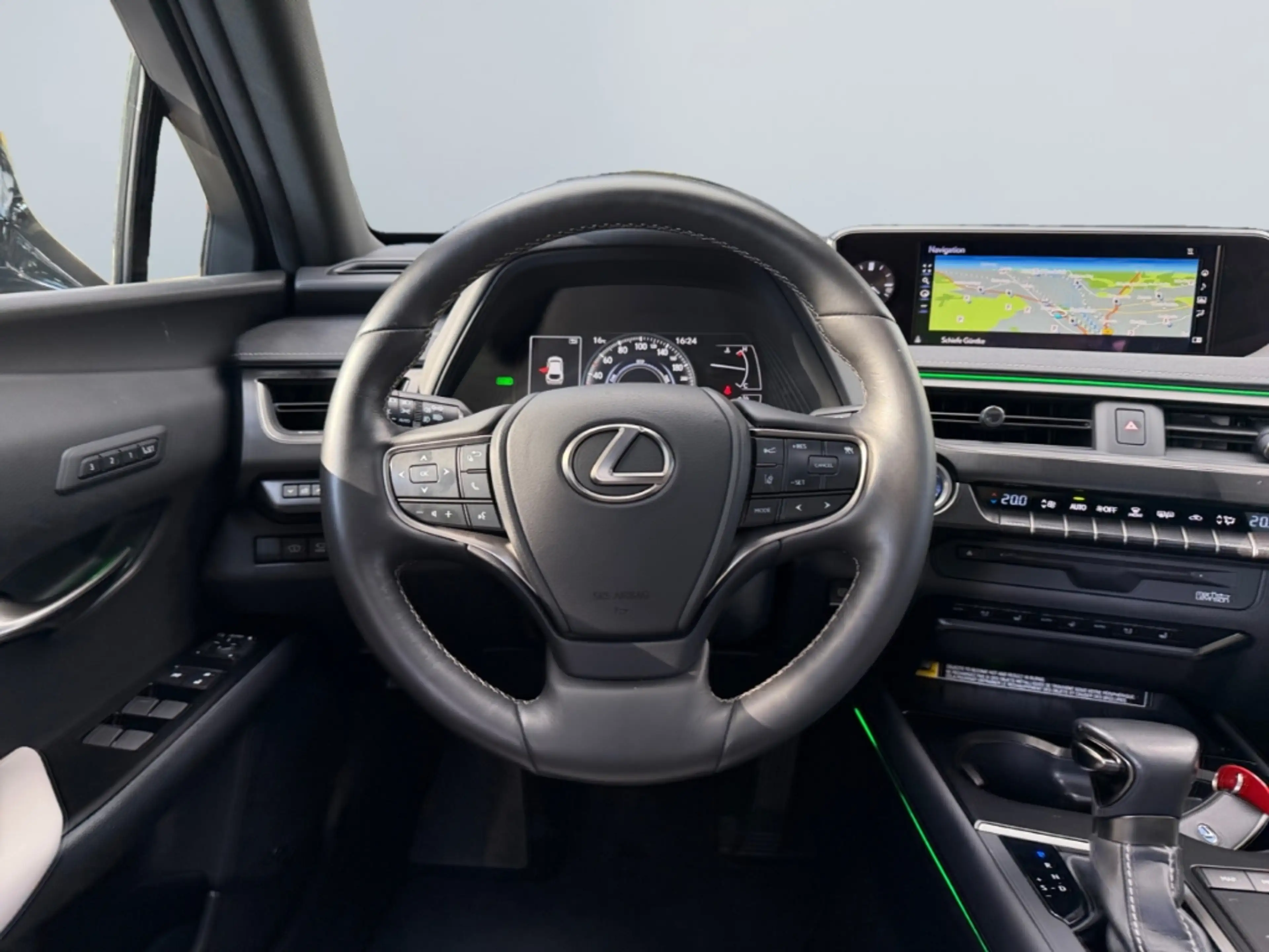 Lexus UX 250h Luxury Line *HUD*Klimasitze*360°*Levinson* — photo 12