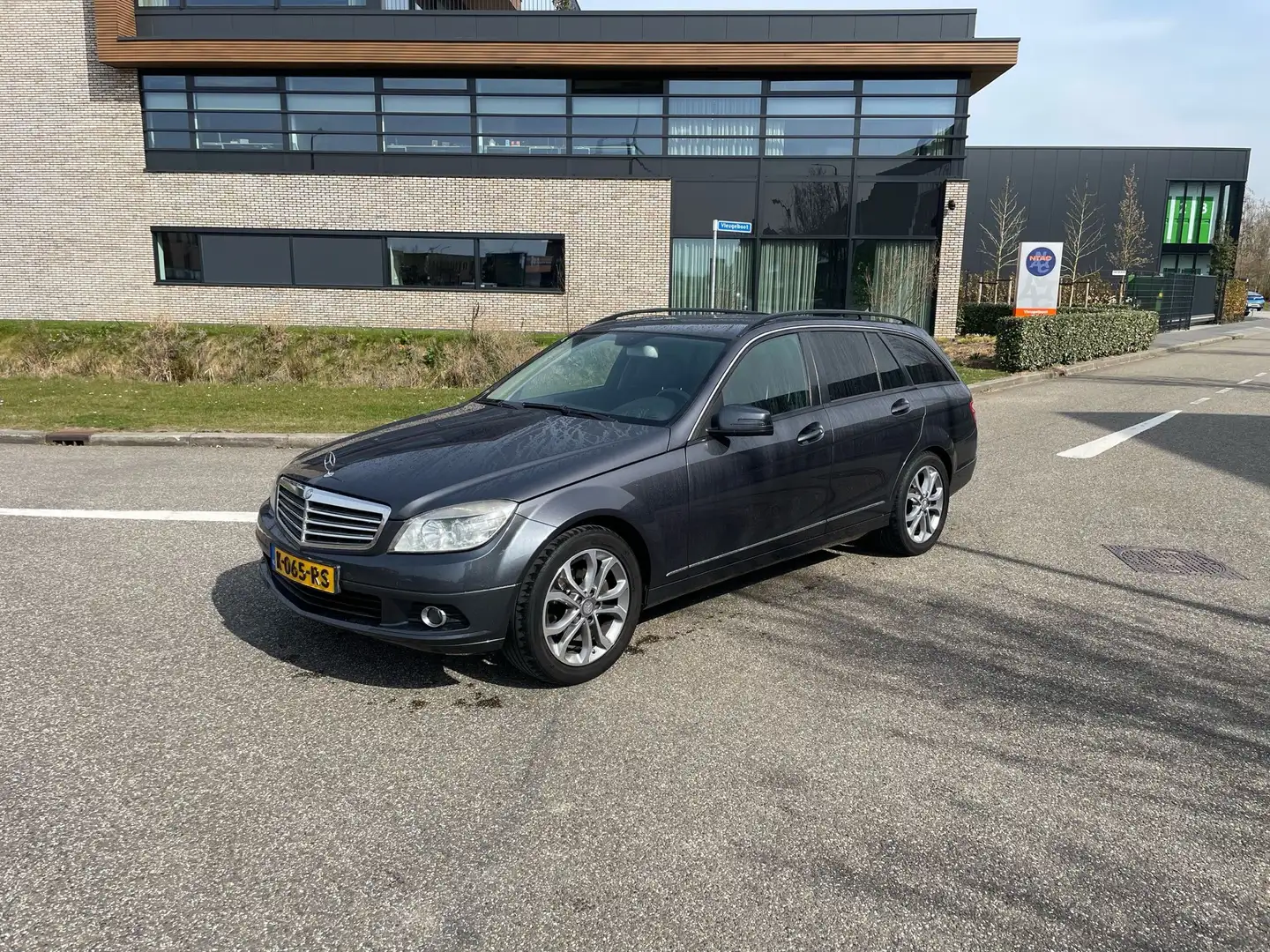 Mercedes-Benz C 200 K Grijs - 2