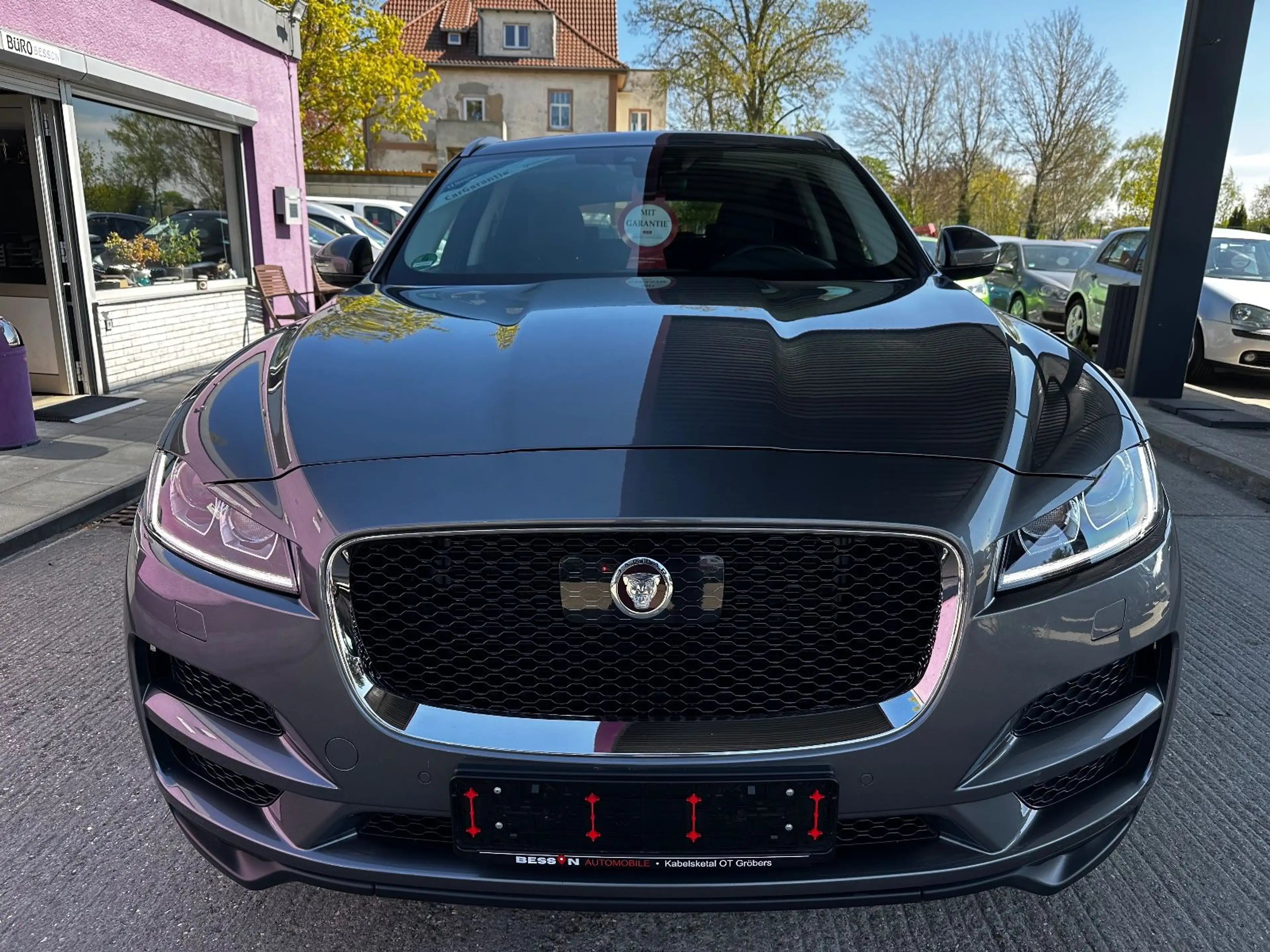 Jaguar F-Pace Prestige AWD — photo 2