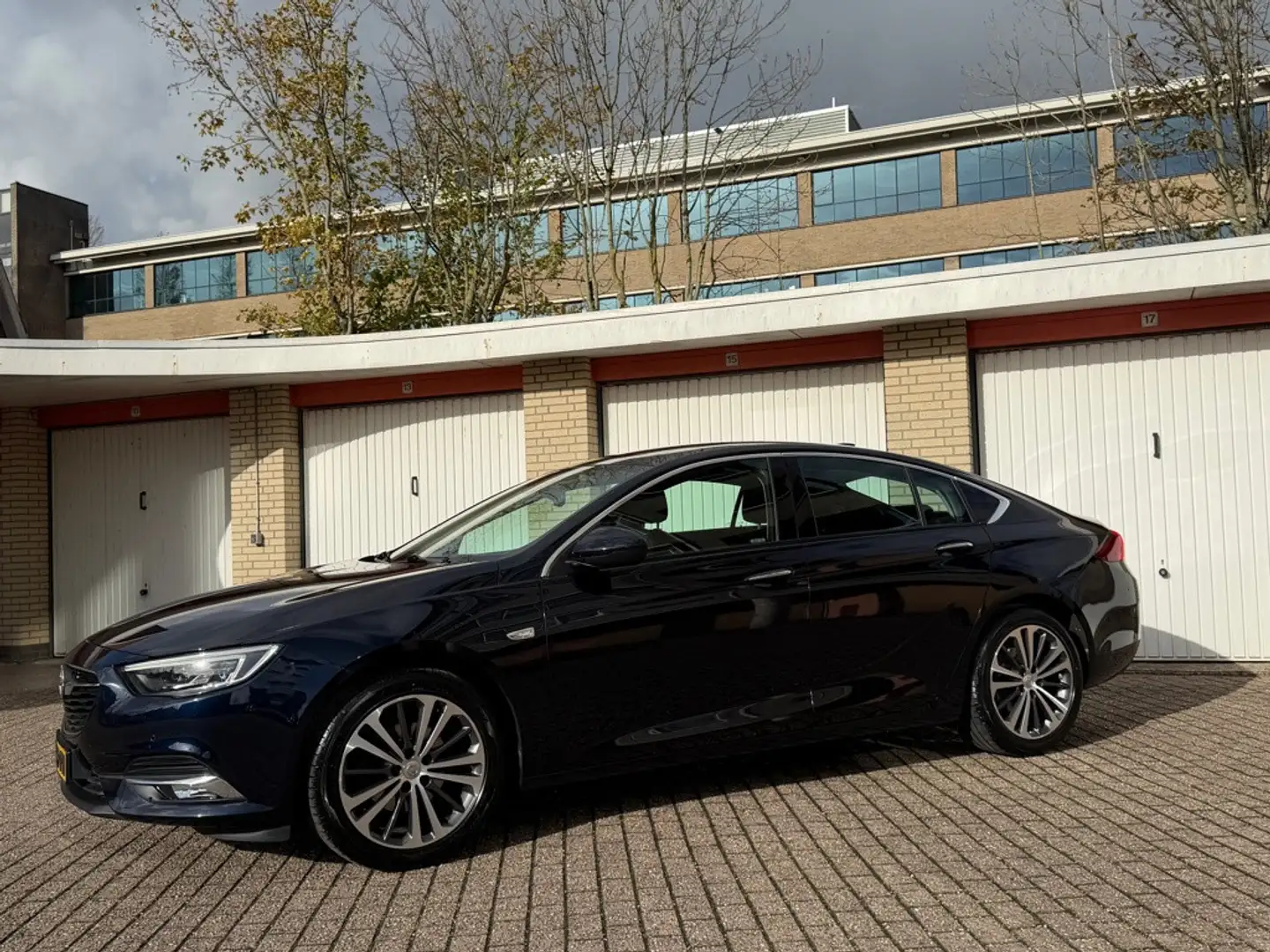 Opel Insignia Grand Sport 1.5 Turbo Innovation Albastru - 1
