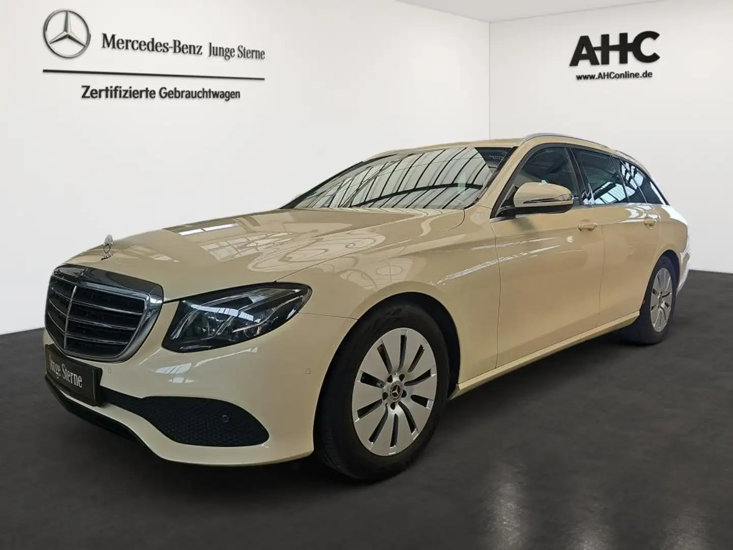 Mercedes-Benz E 200 dT Das Taxi Totwi. SDHZ LED Navi SHZ Beige - 1