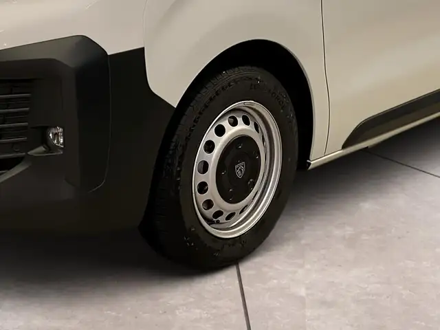 Peugeot Expert view 15