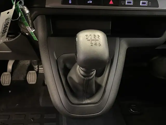 Peugeot Expert view 12