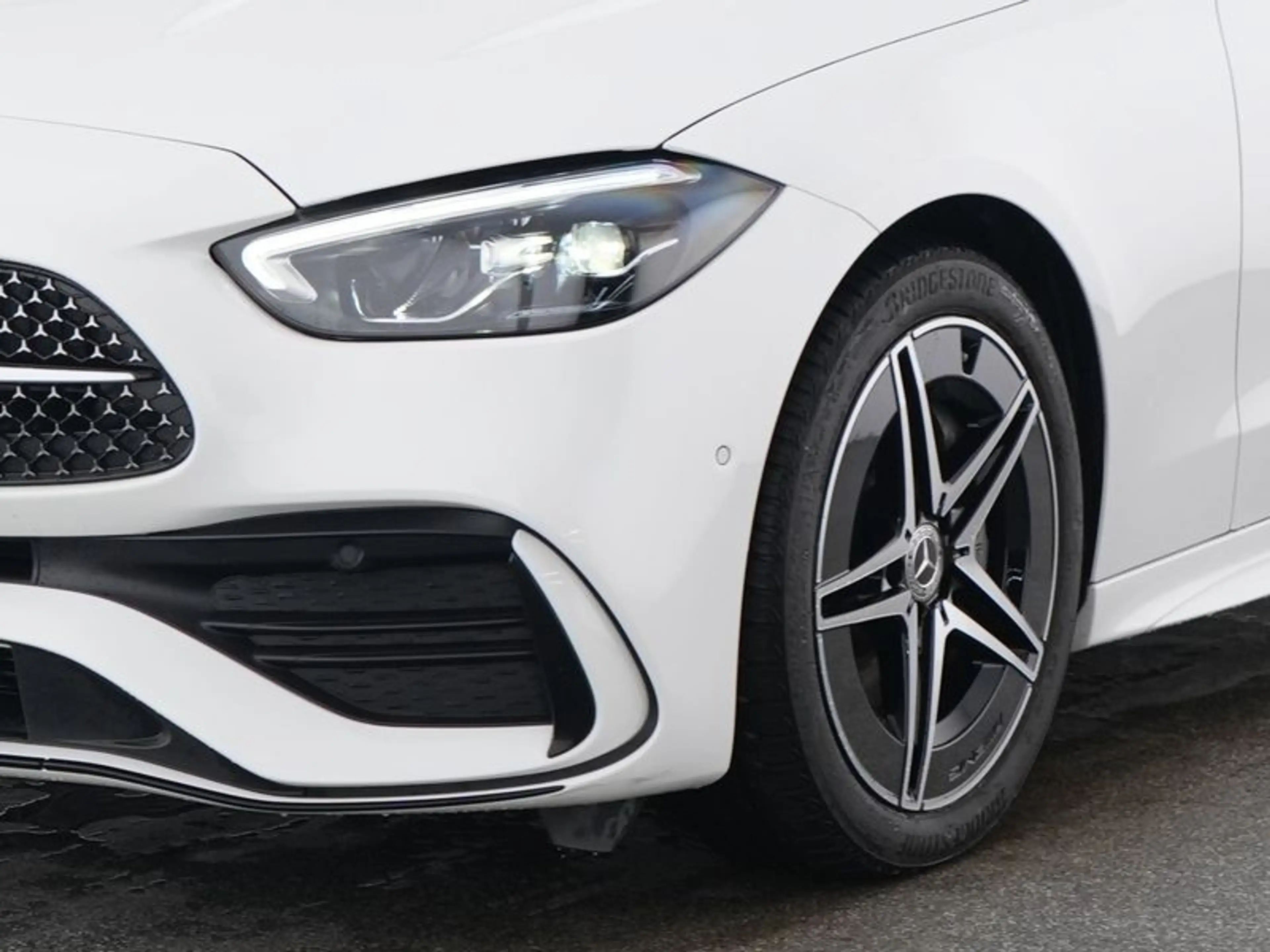 Mercedes-Benz C 180 AMG/Edition/Pano/Night/Fahrassist+/GUARD — photo 4