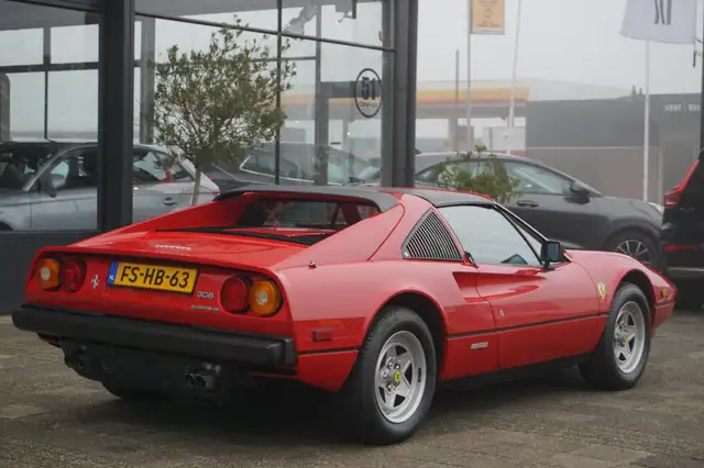 Ferrari 308 GTS QV