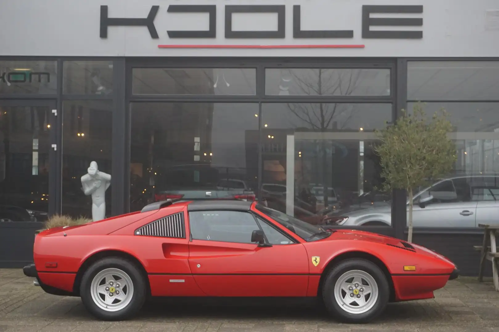 Ferrari 308 GTS QV Red - 1