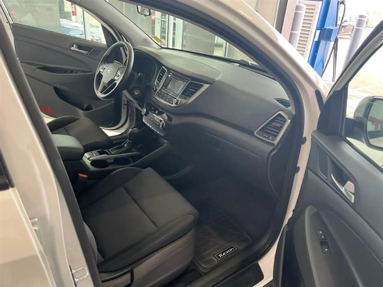 Hyundai TUCSON снимка Hyundai TUCSON