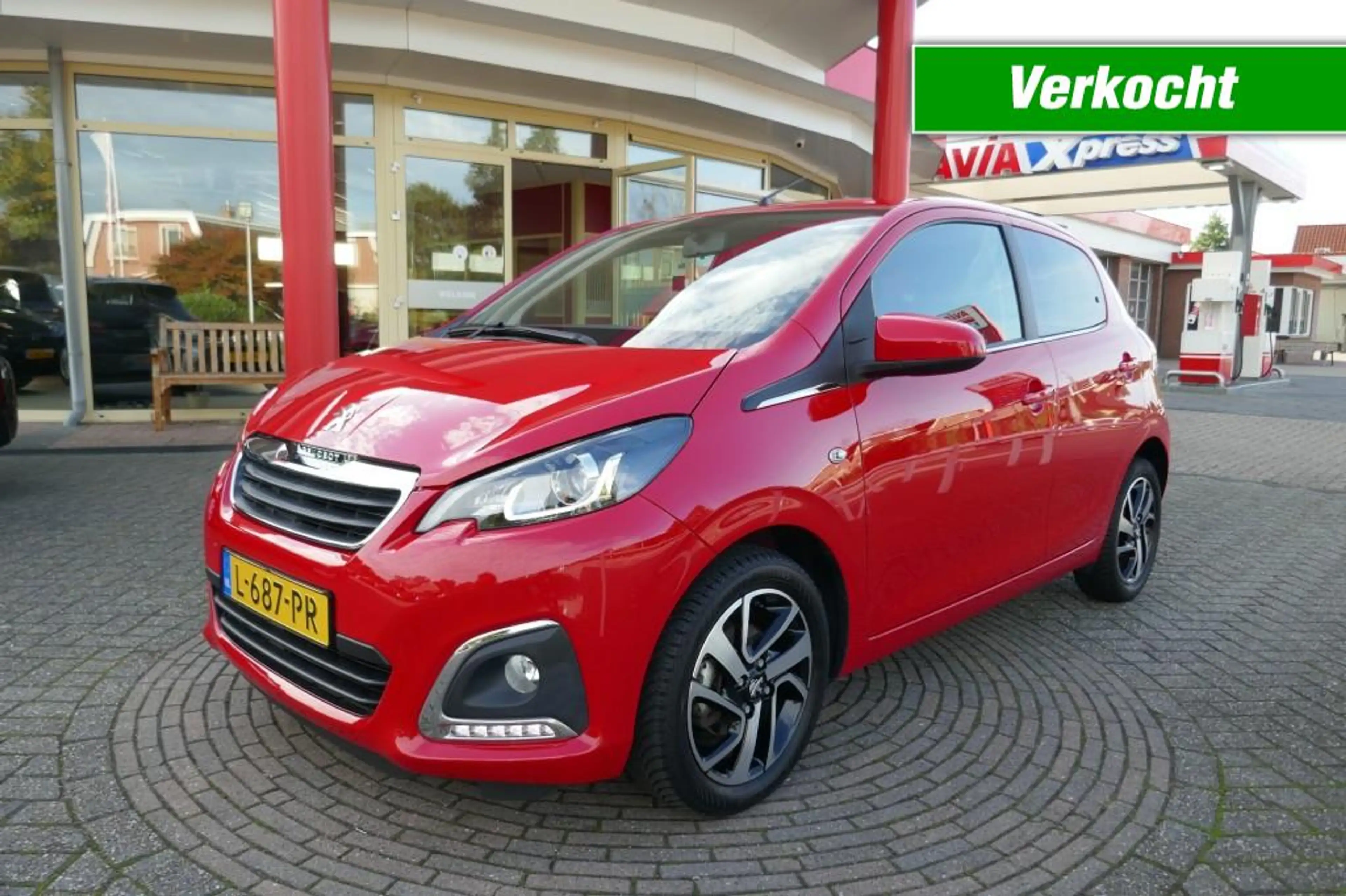 Peugeot 108 1.0 E-VTI ALLURE  NAVI BIJ APP/ APPLE CARPLY ANDOI