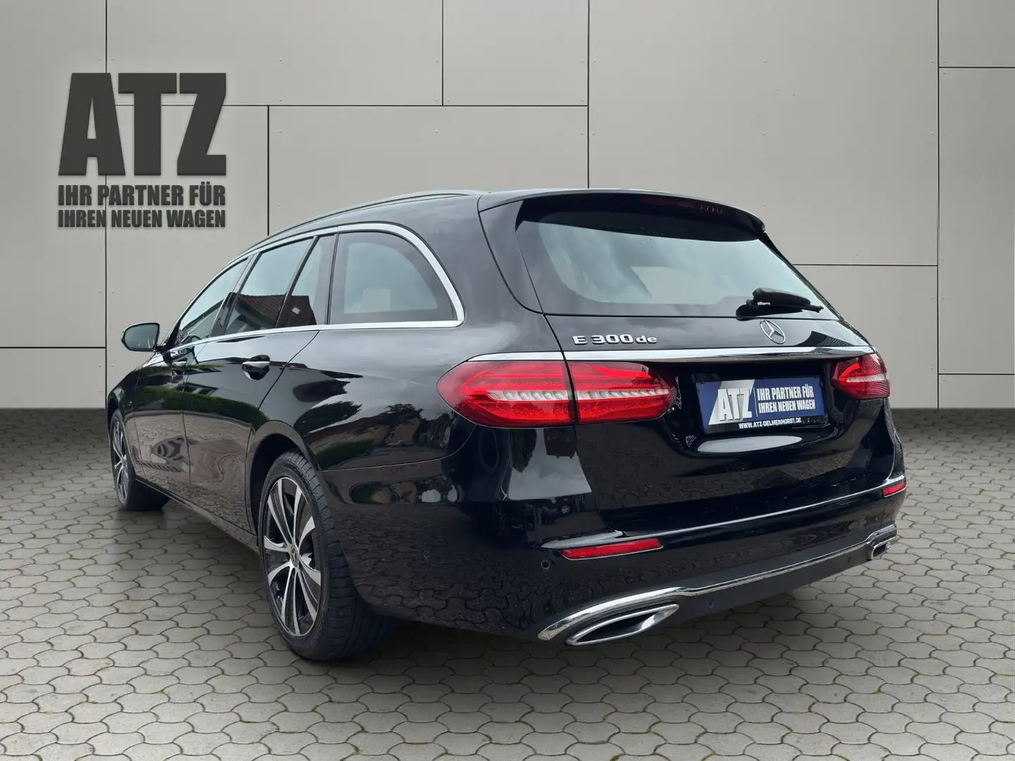 Mercedes-Benz E 300 de T-Modell Wide*Distronic*Memory*360 Noir - 2