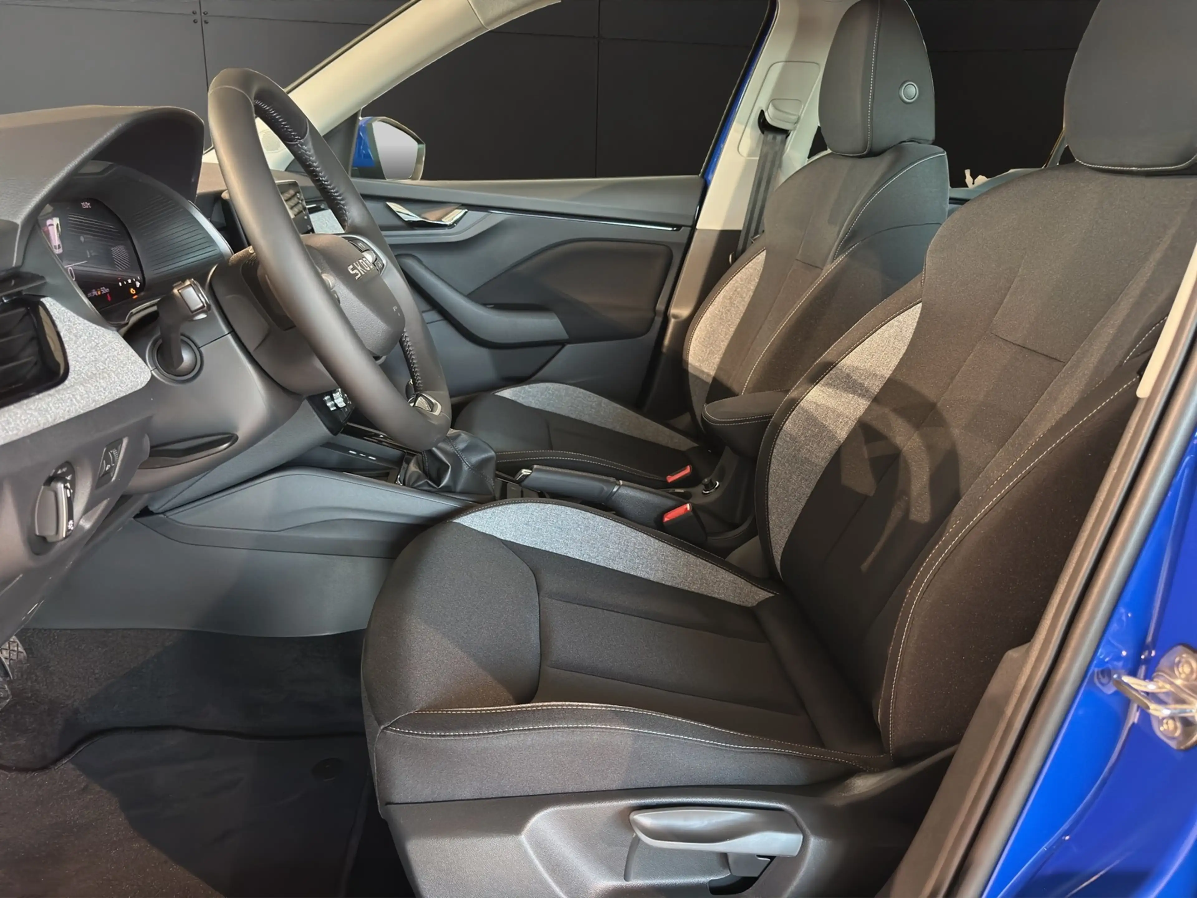 Skoda Kamiq 1.0 TSI Selection LED+DAB+APP connect — photo 7