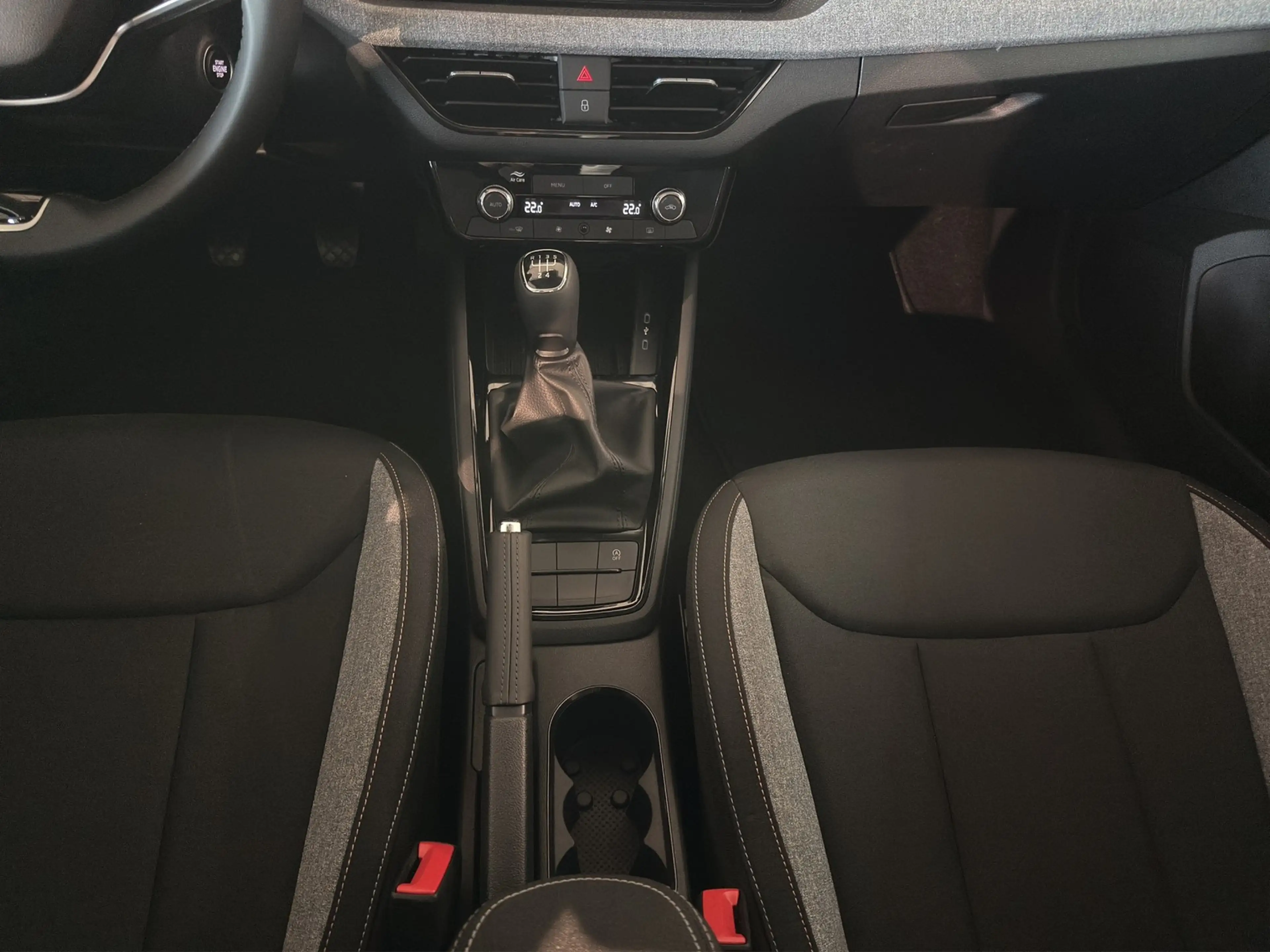 Skoda Kamiq 1.0 TSI Selection LED+DAB+APP connect — photo 11