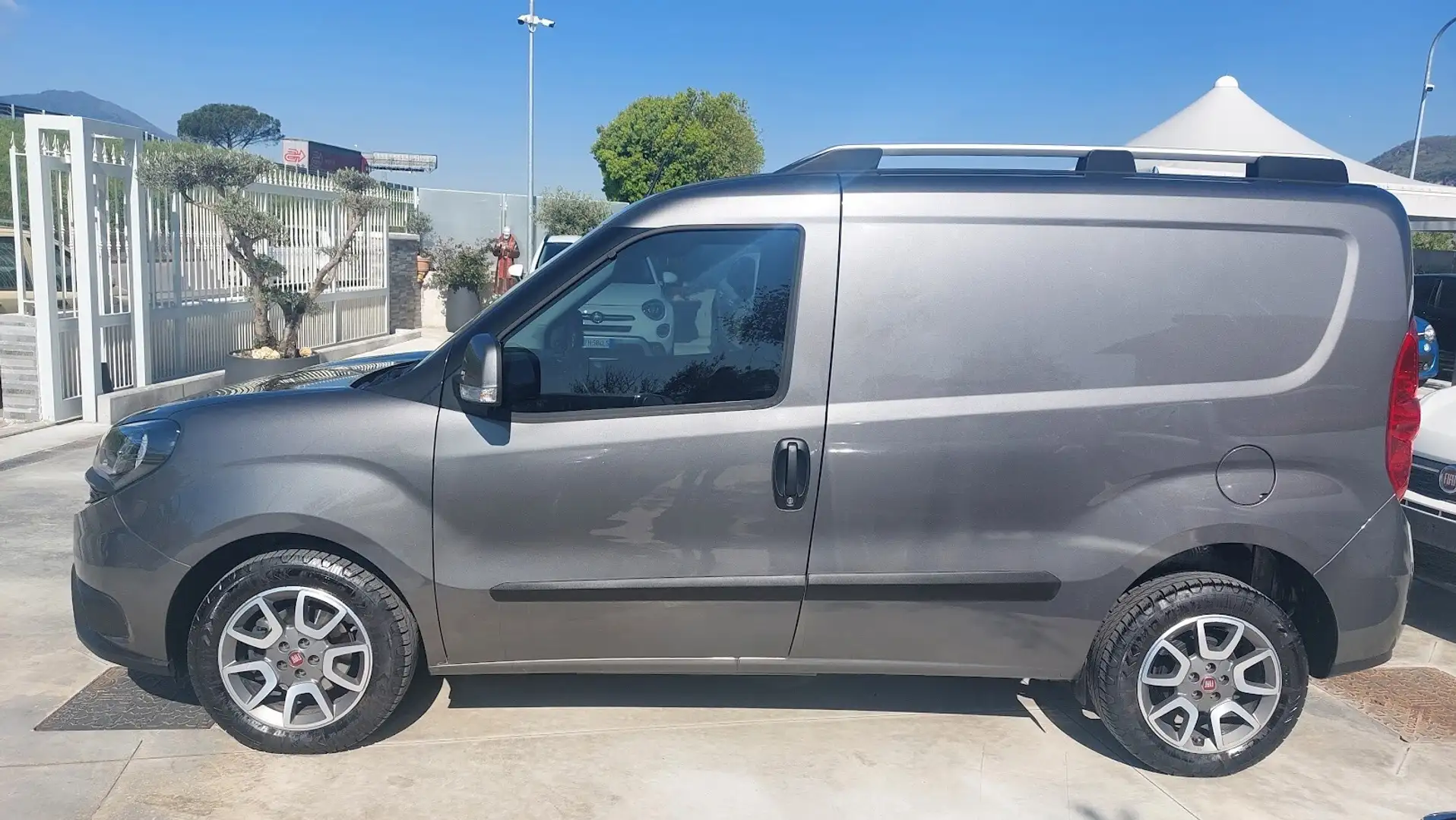 Fiat Doblo Doblò 1.6 MJT 105CV S&S PC-TN Cargo Lounge Gri - 2
