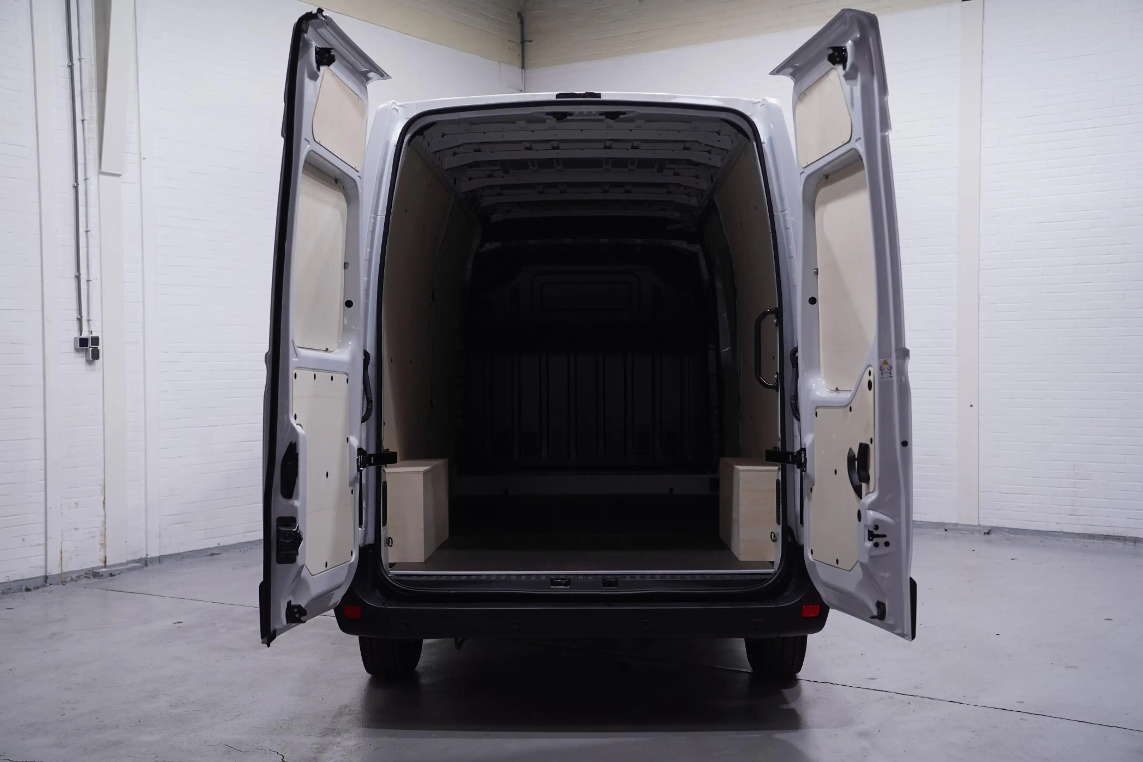 Renault Master 2.3 DCI 135 pk L3H2 Navi, Camera, Laadruimte Pakke — photo 11