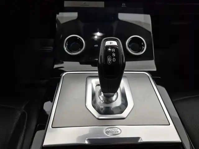 Land Rover Range Rover Evoque view 10