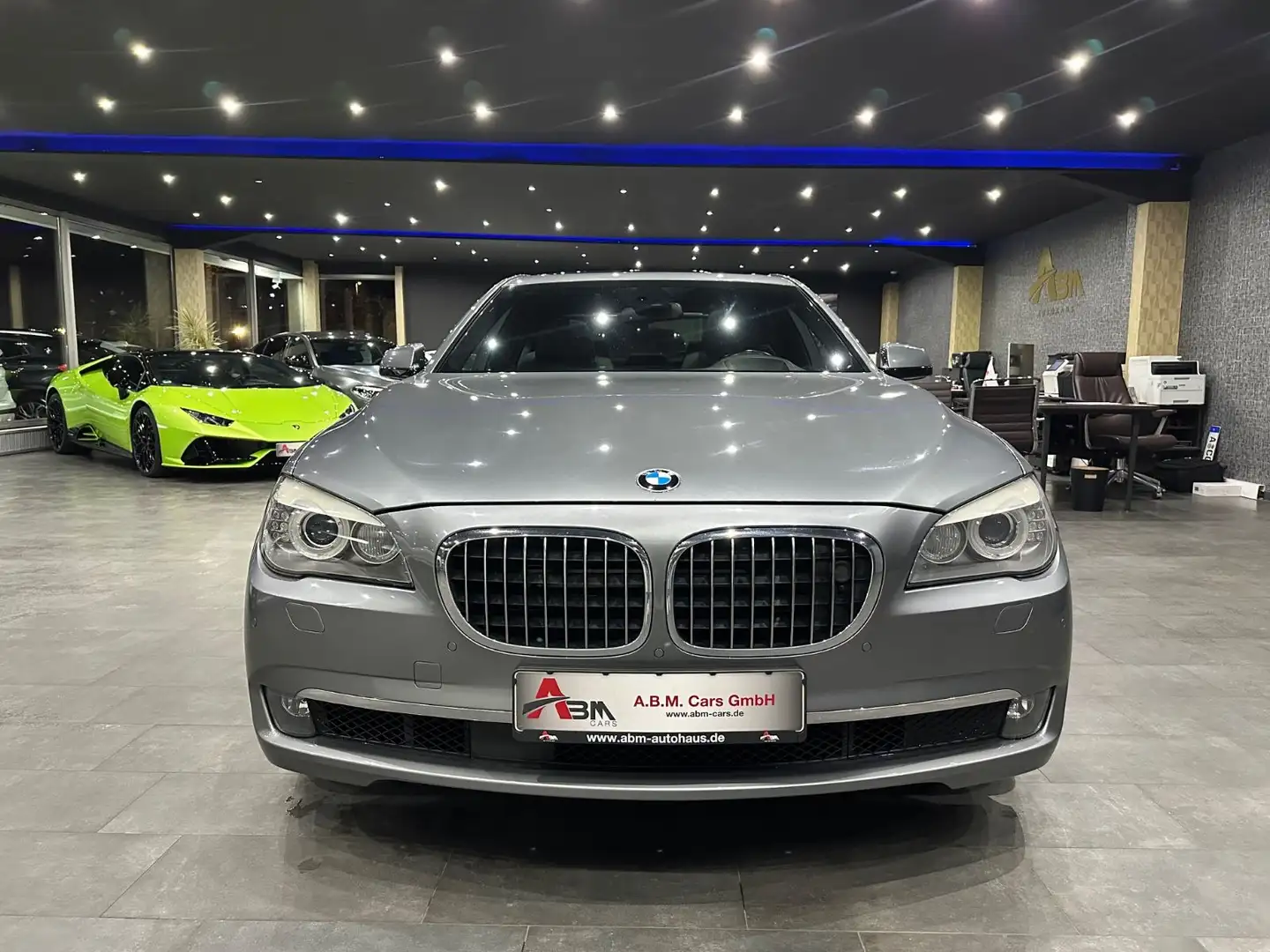 BMW 750 i xDrive /Fond-Entertaiment /Soft-Close /Voll Šedá - 2