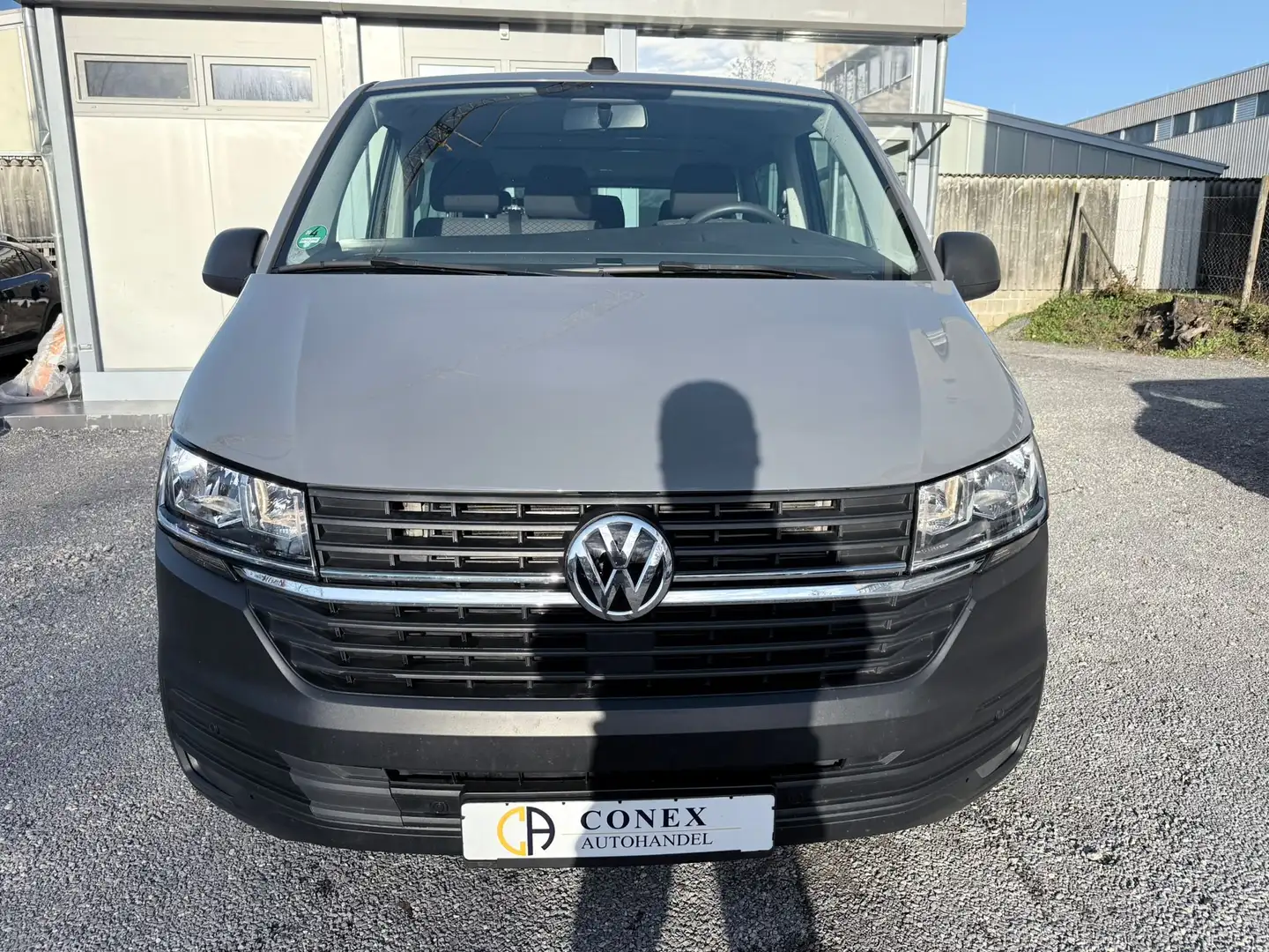 Volkswagen T6.1 Caravelle T6.1 Caravelle Lang 9-SITZE KLIMA|AHK|APP|PDC|STHZ Grau - 2