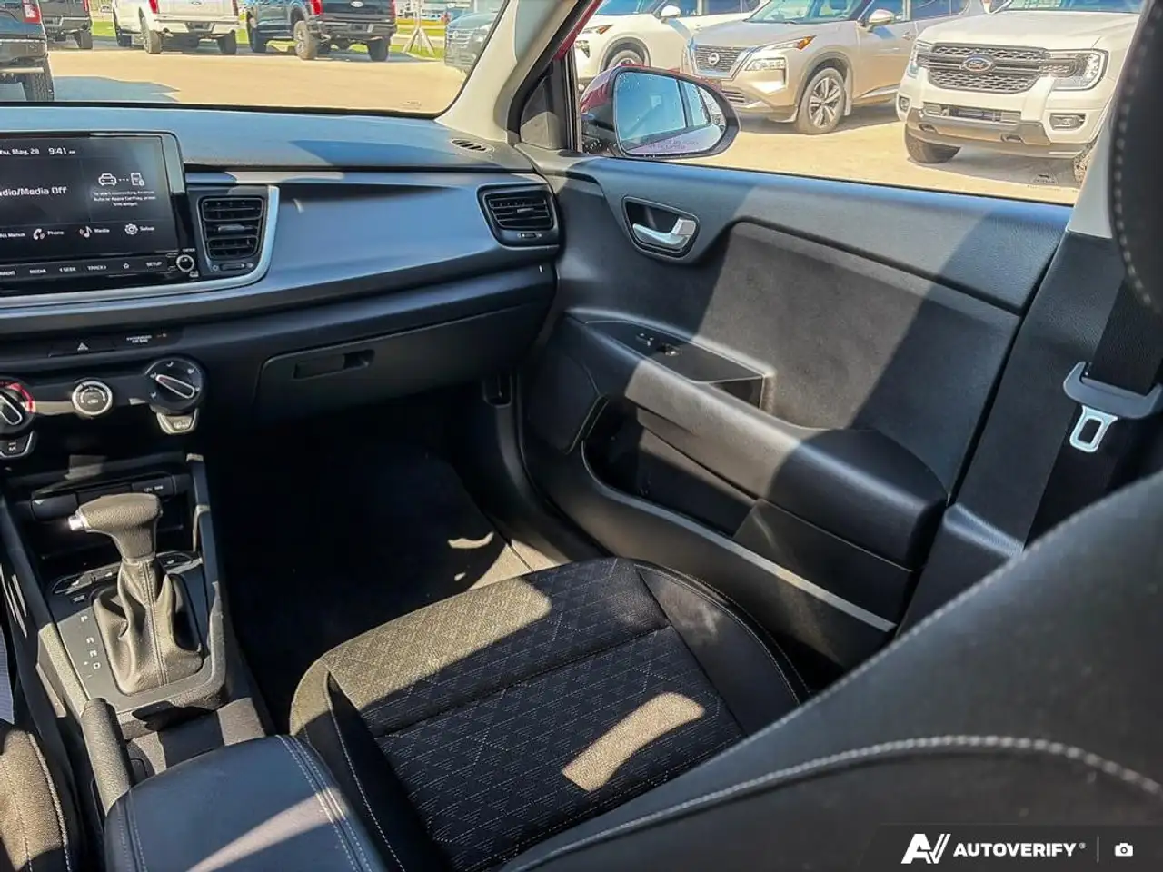 Kia Rio снимка Kia Rio