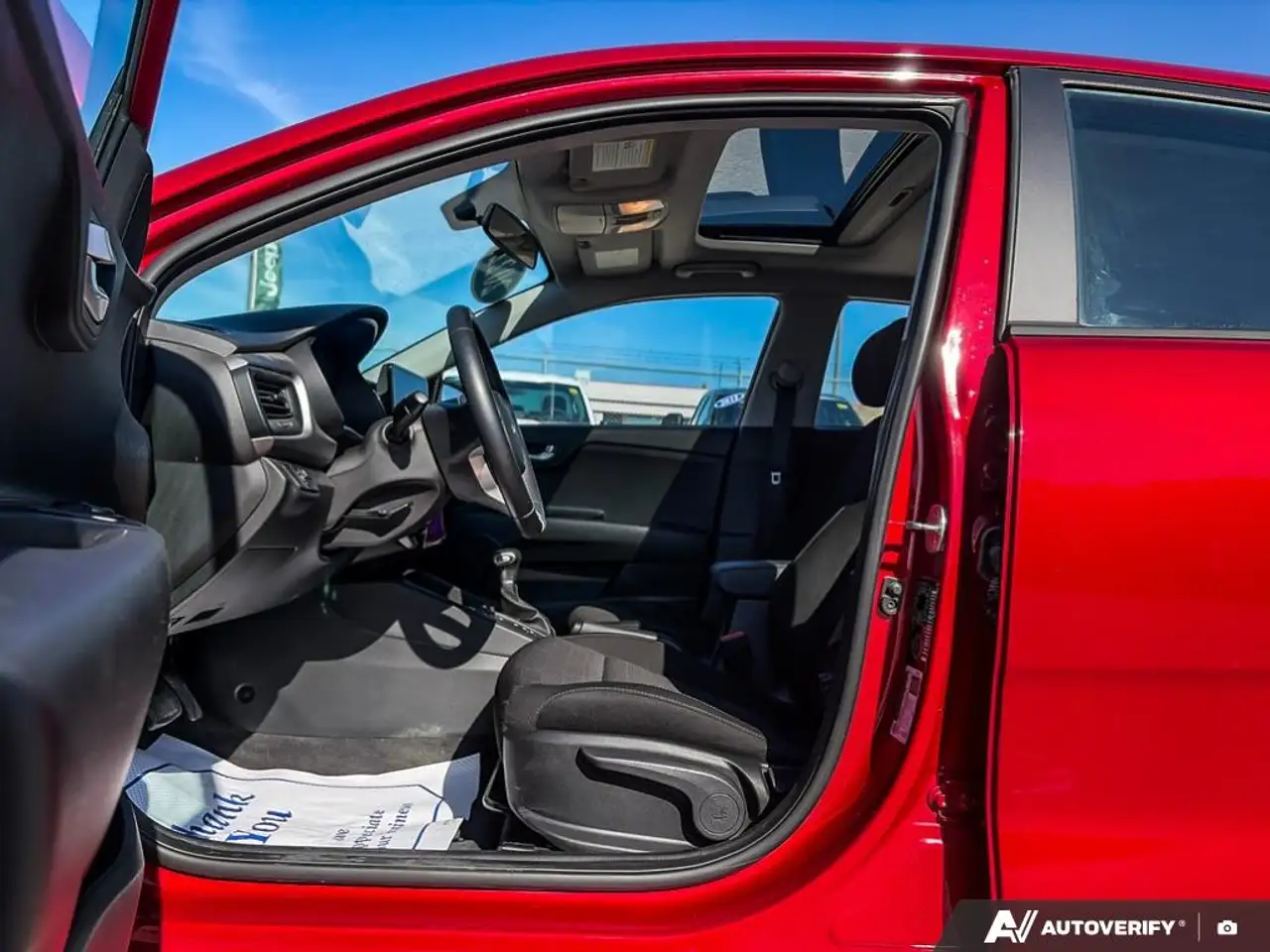 Kia Rio снимка Kia Rio