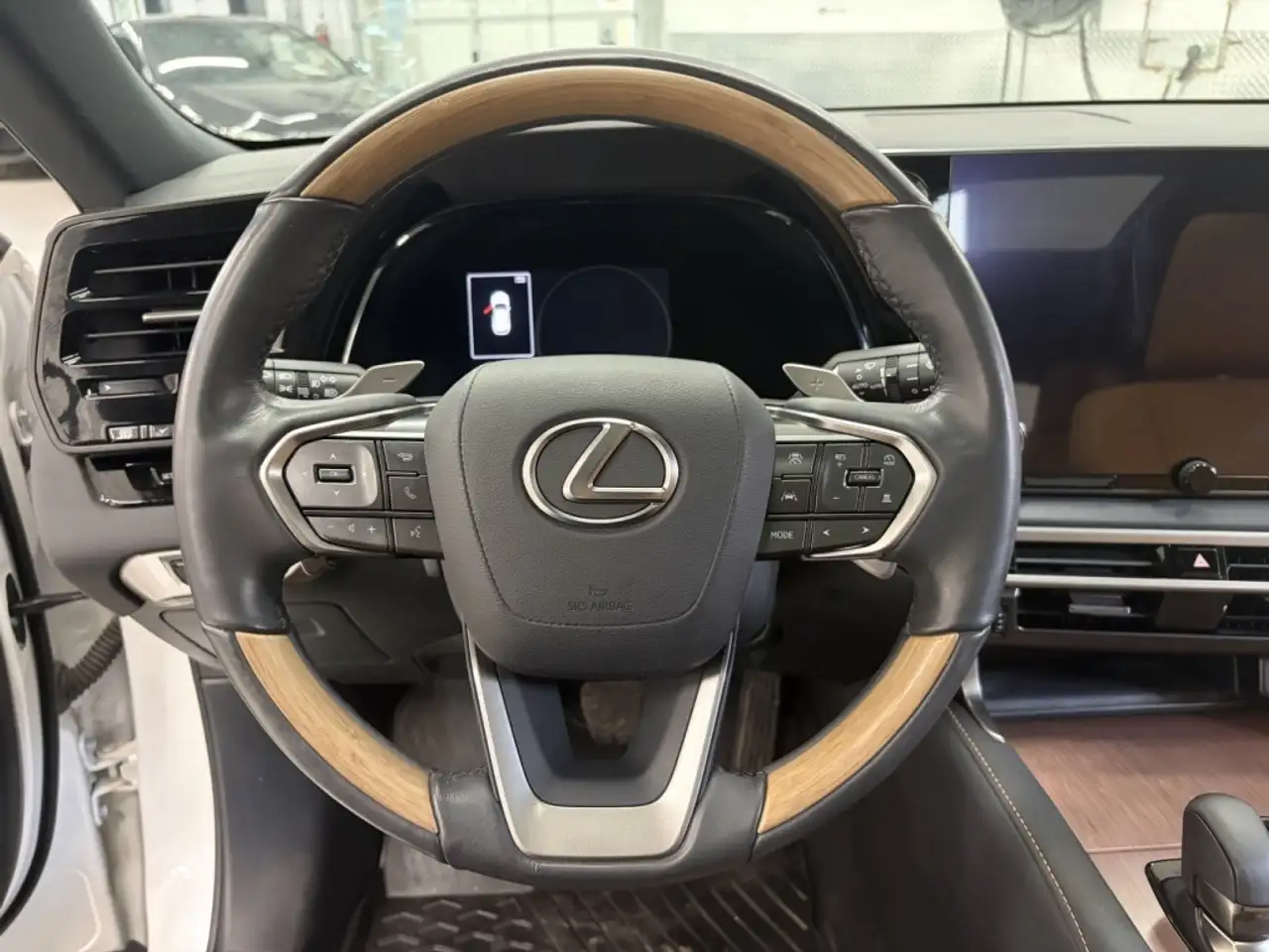 Lexus RX fotografie Lexus RX