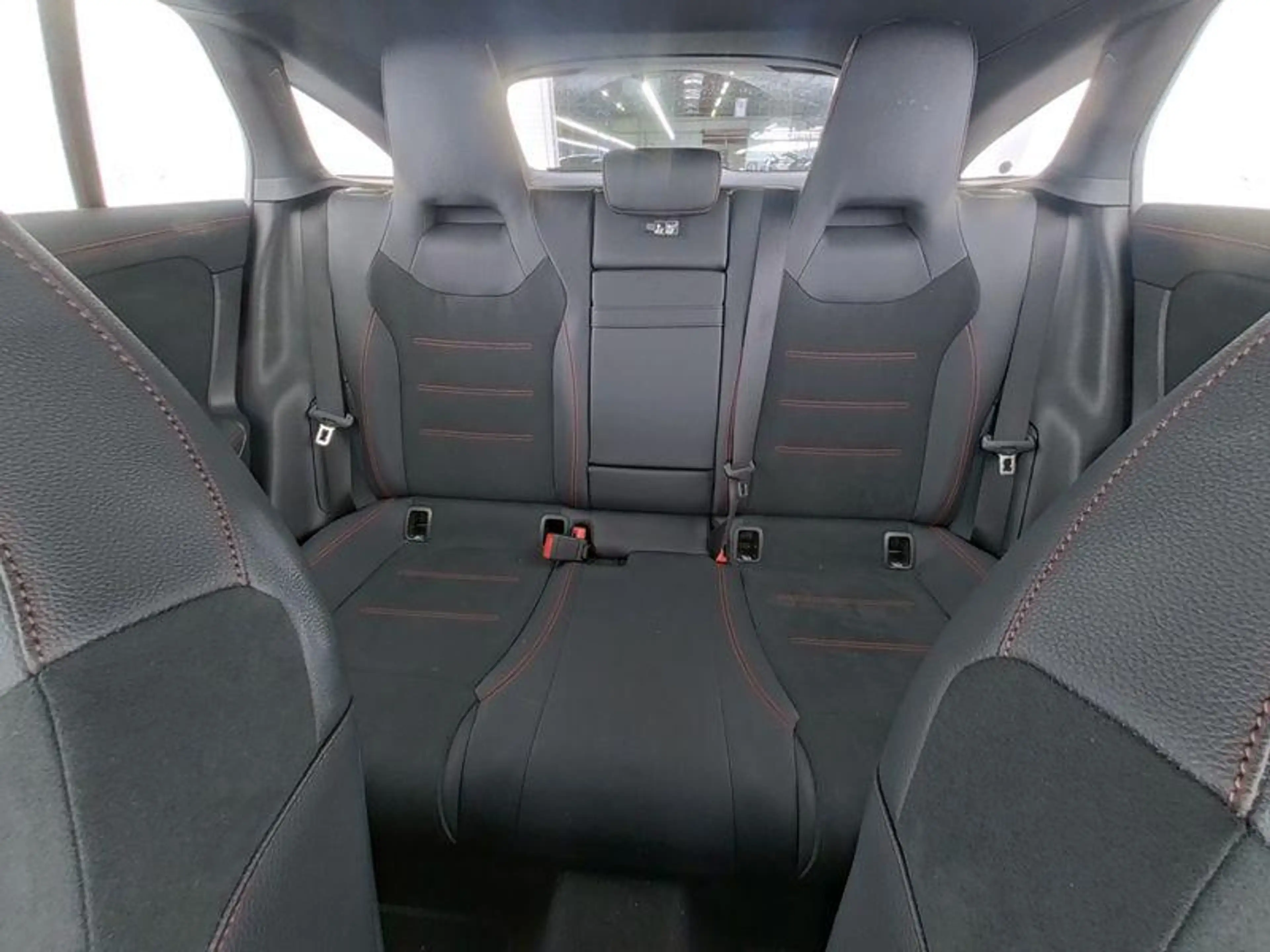 Mercedes-Benz CLA 180 Shooting Brake AMG Line | Smartphone Integratie | — photo 7
