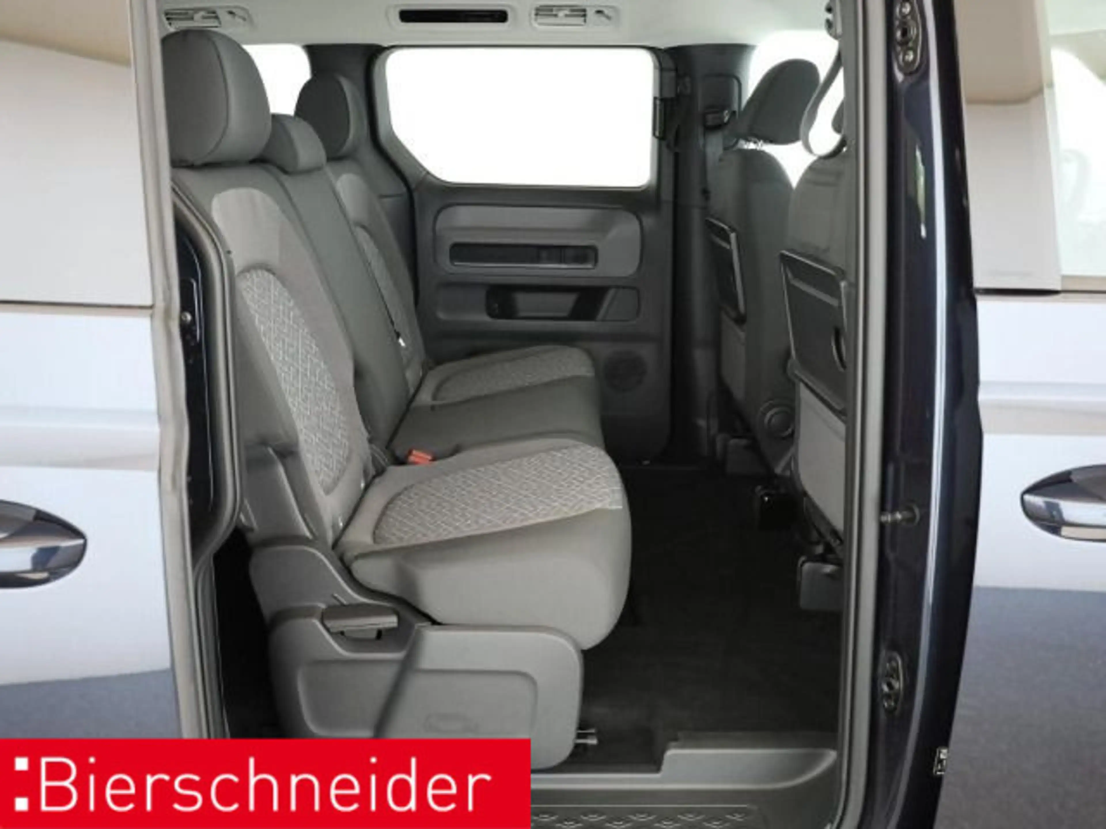 Volkswagen ID. Buzz Pro AHK ACC WÄPU CAM — photo 7